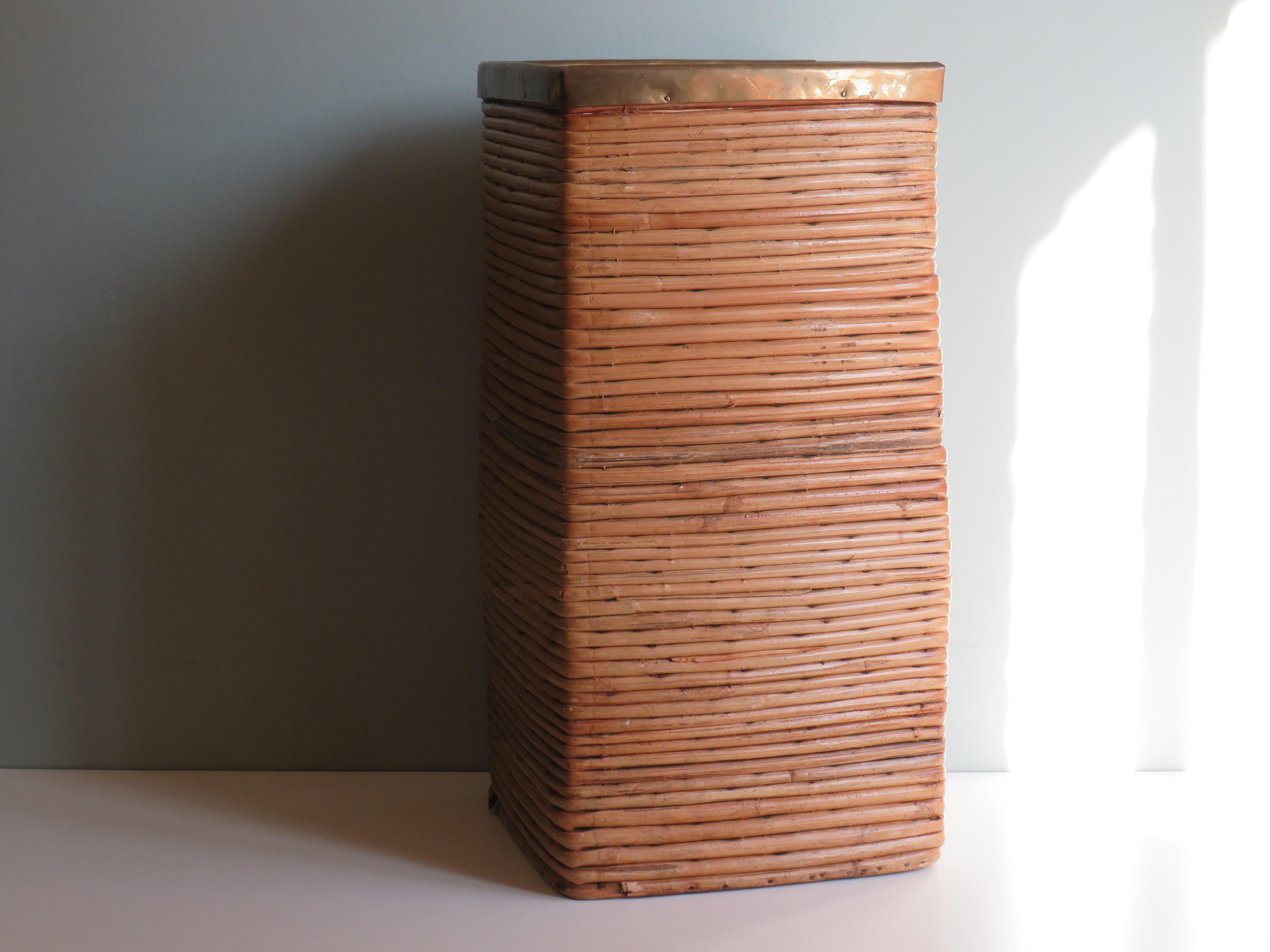 Mid Century Umbrella Stand in Rattan and Brass, Italy, 1970s For Sale 1