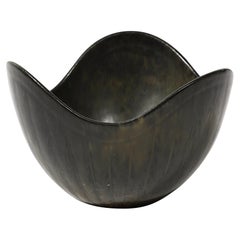 Mid-Century Undulating Green Glazed Ceramic Bowl by Gunnar Nylund for Rörstrand