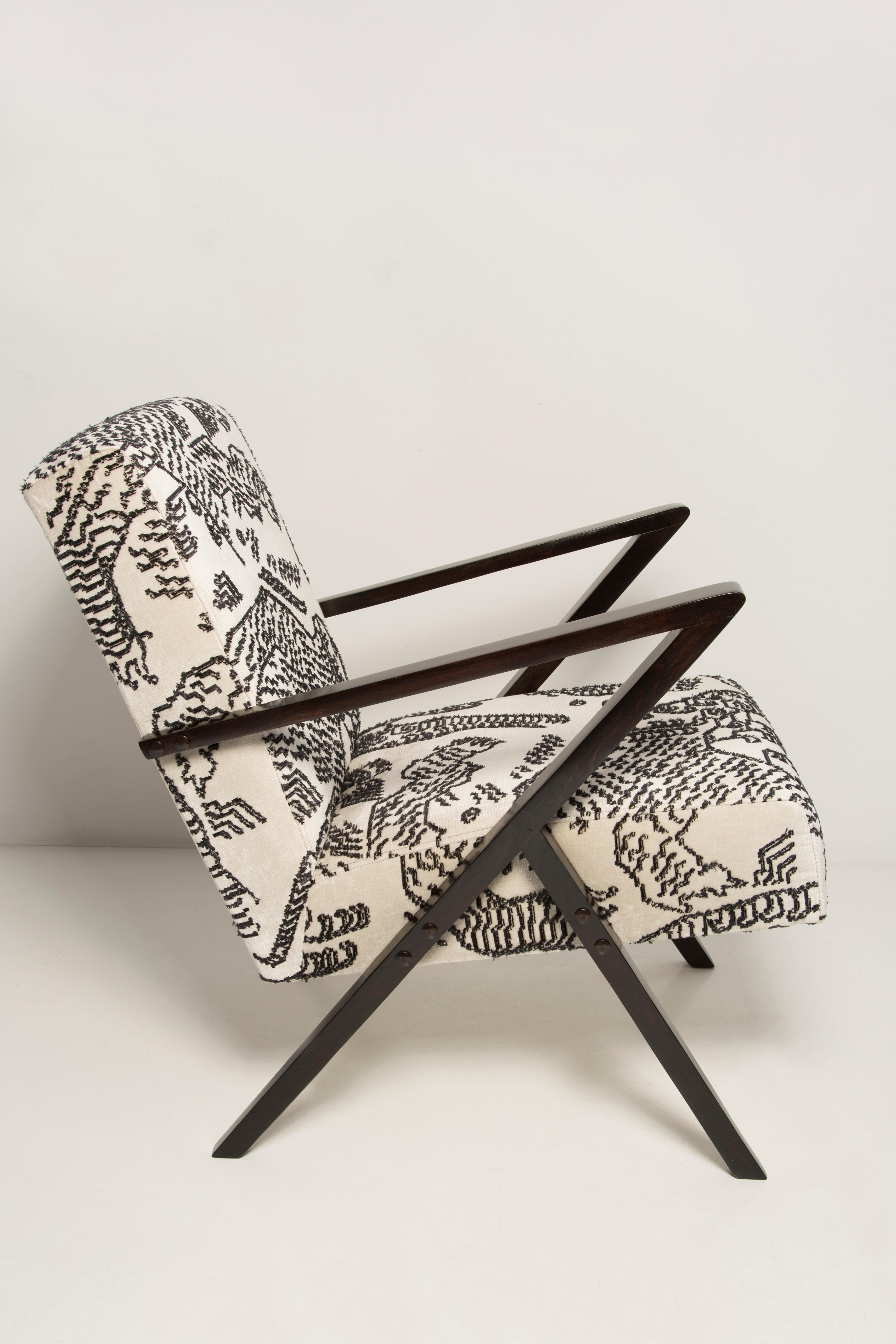 Polacco Poltrona Zet di metà secolo, Jacquard Tiger Mountain di Dedar, anni '70, Europa in vendita