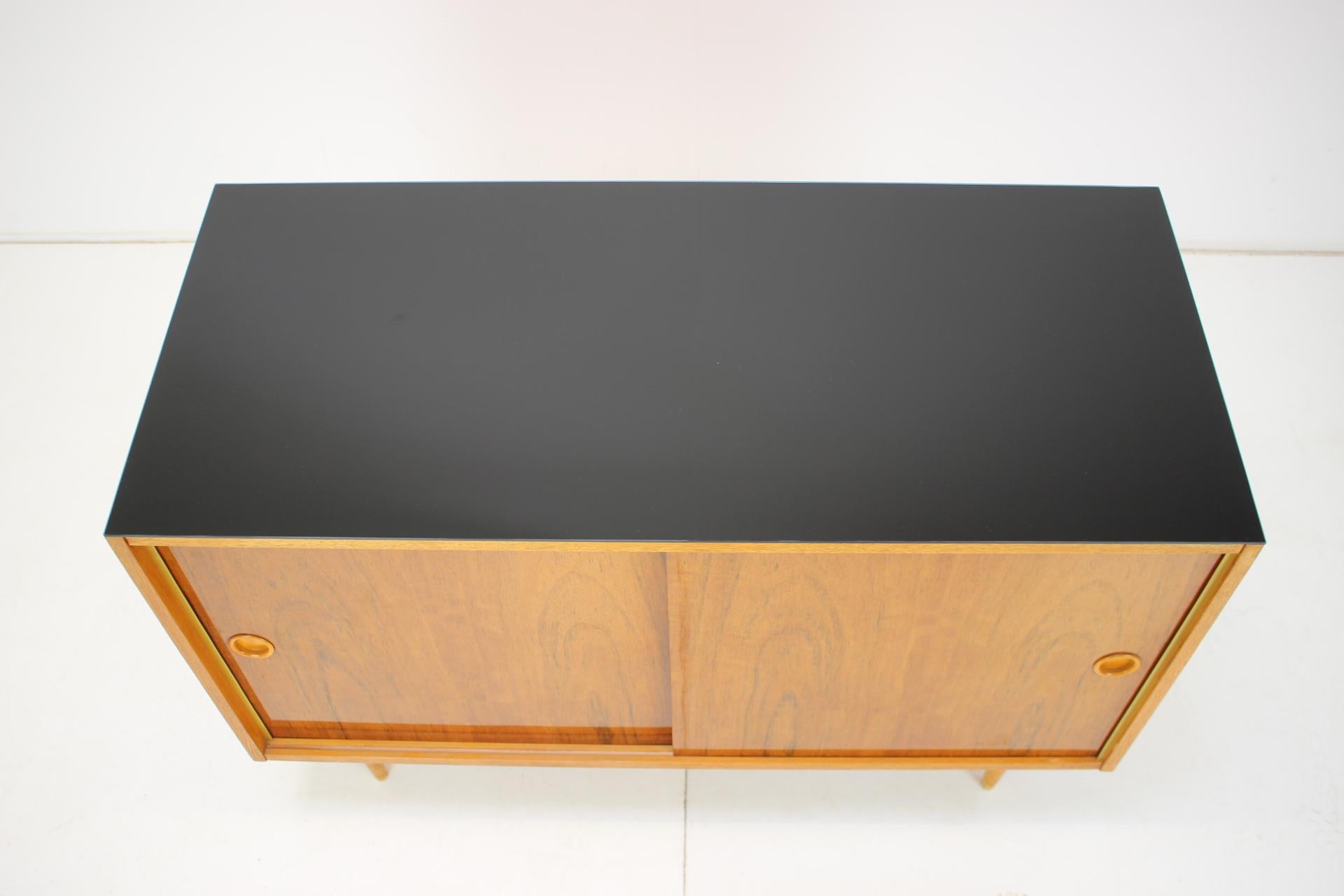 Mid-Century Upcycled Cabinet on High Gloss, 1960's In Good Condition For Sale In Praha, CZ