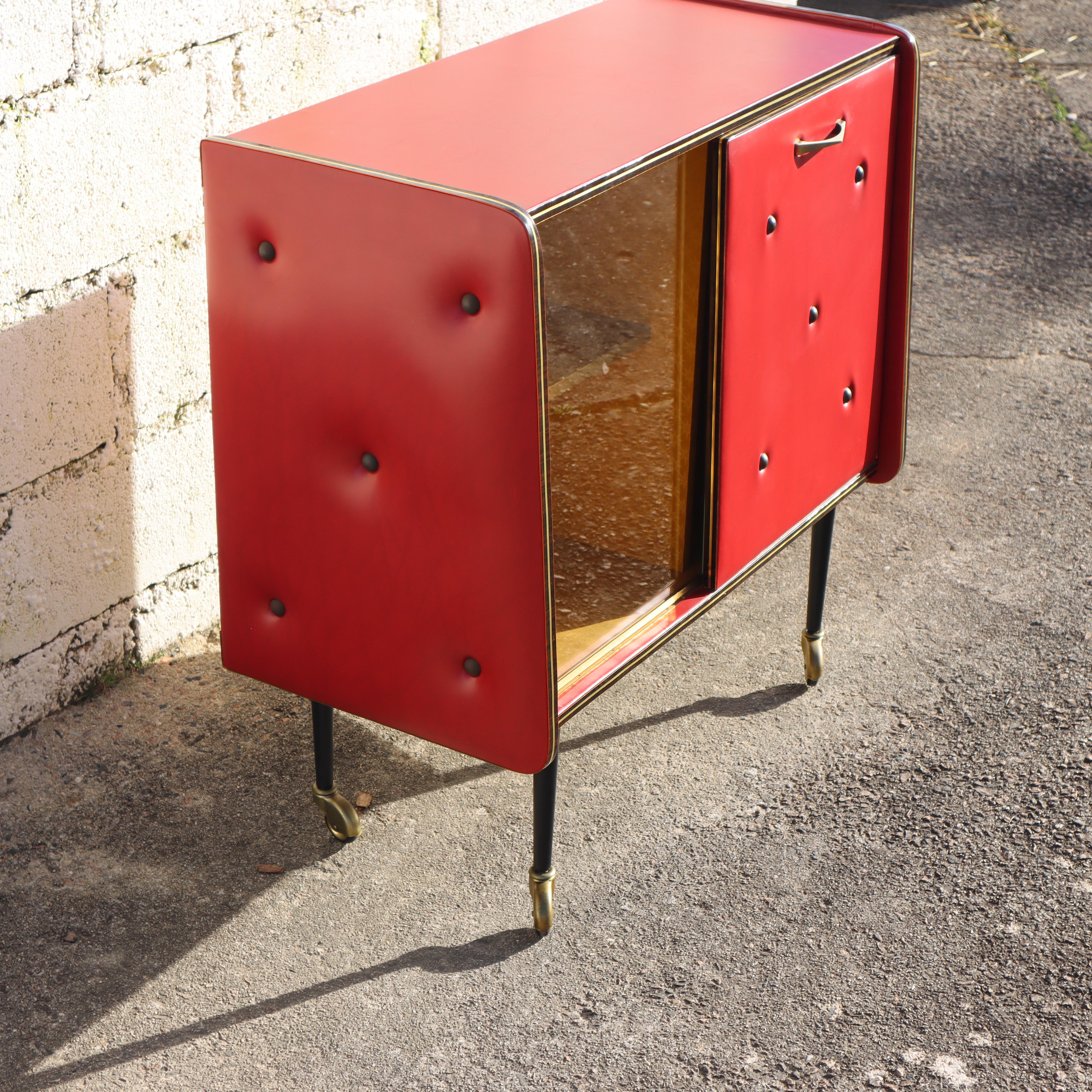 Mid-Century Upholstered BarTrolley - Red Skai Leather Bar Cabinet-50s In Good Condition In Bussiere Dunoise, Nouvel Aquitaine