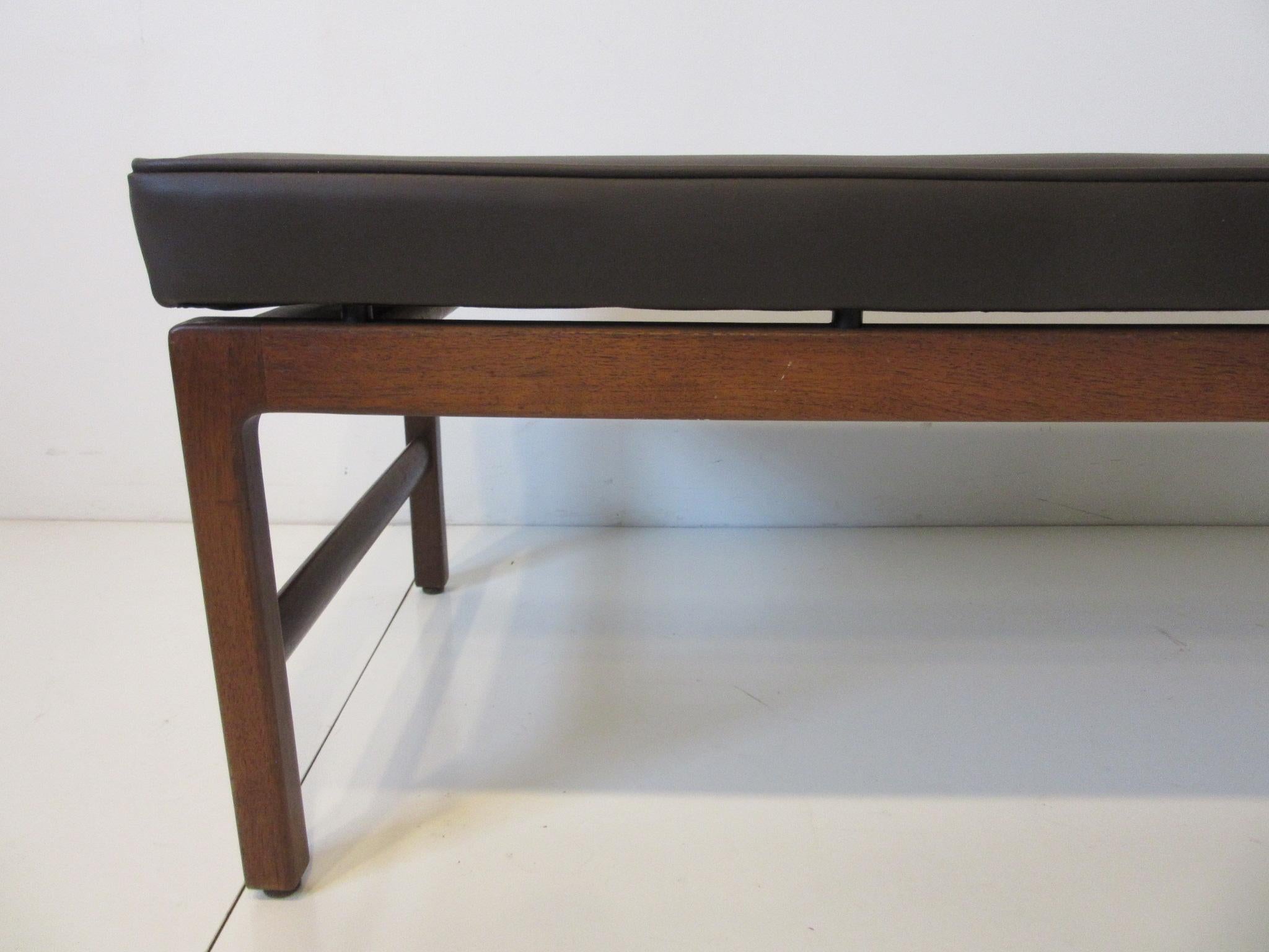 American Midcentury Upholstered Bench in the Manner of Jens Risom