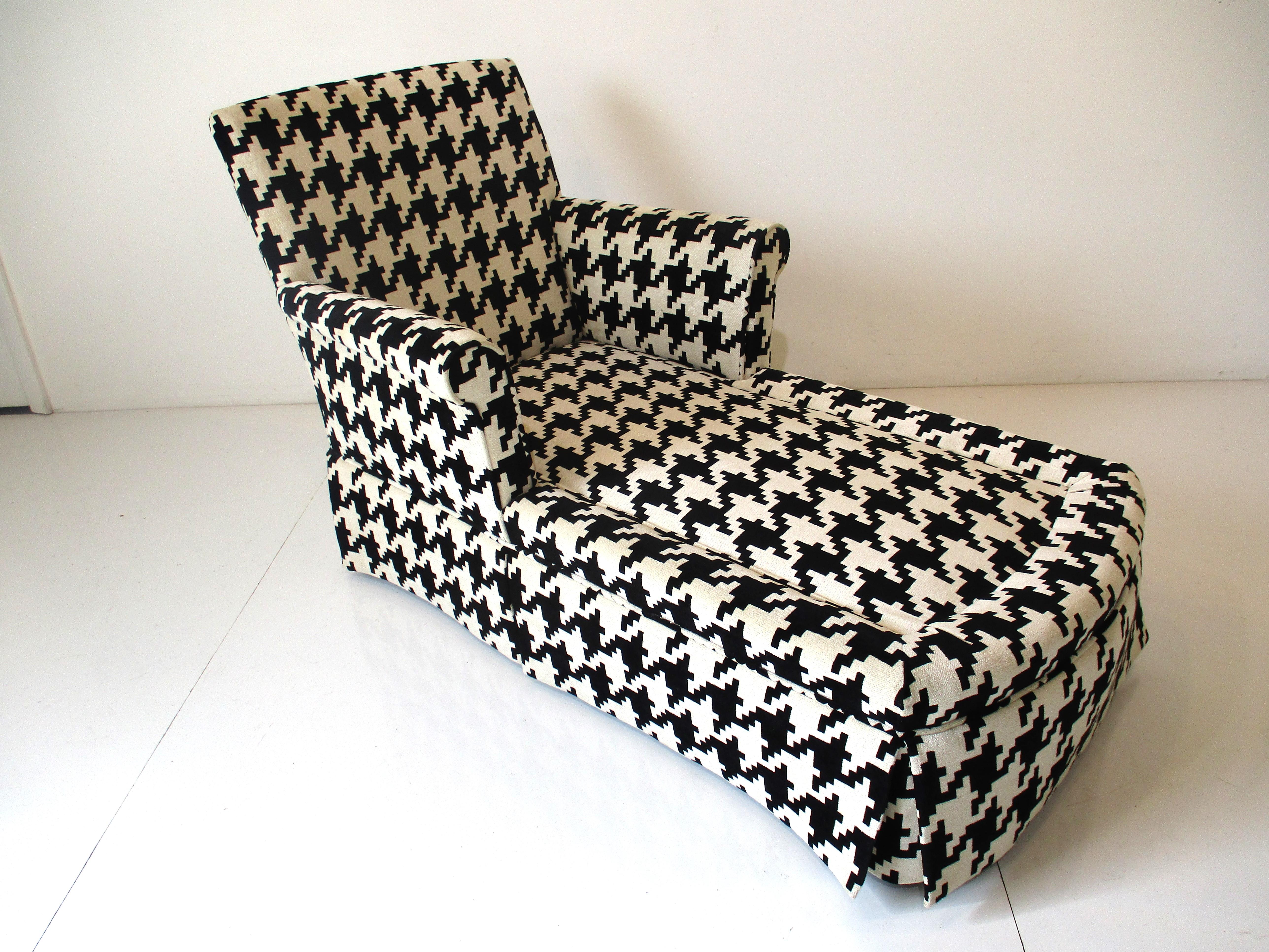 Mid Century Kravet Upholstered Chaise Lounge Chair in the Style of Dunbar 1