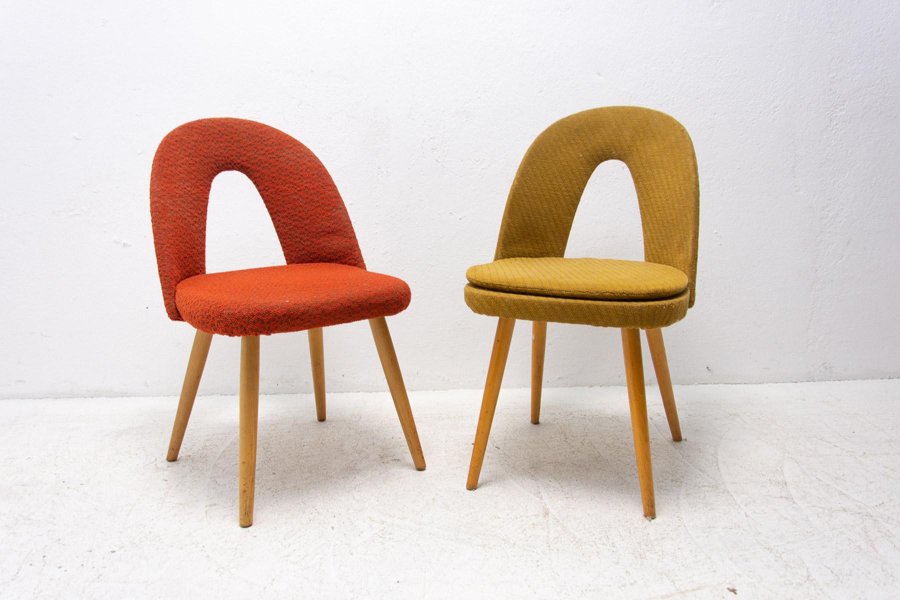 Pair of mid-century dining chairs by Antonín Šuman. Material: upholstery, bent plywood,beechwood. Made in the former Czechoslovakia in the 60´s. Structurally are in good condition, the upholstery showing signs of age and using. Price is for the