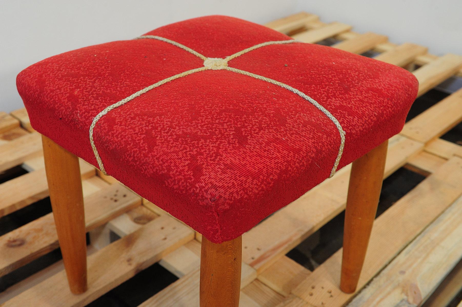 Mid century upholstered stool by ULUV, 1960´s, Czechoslovakia For Sale 11