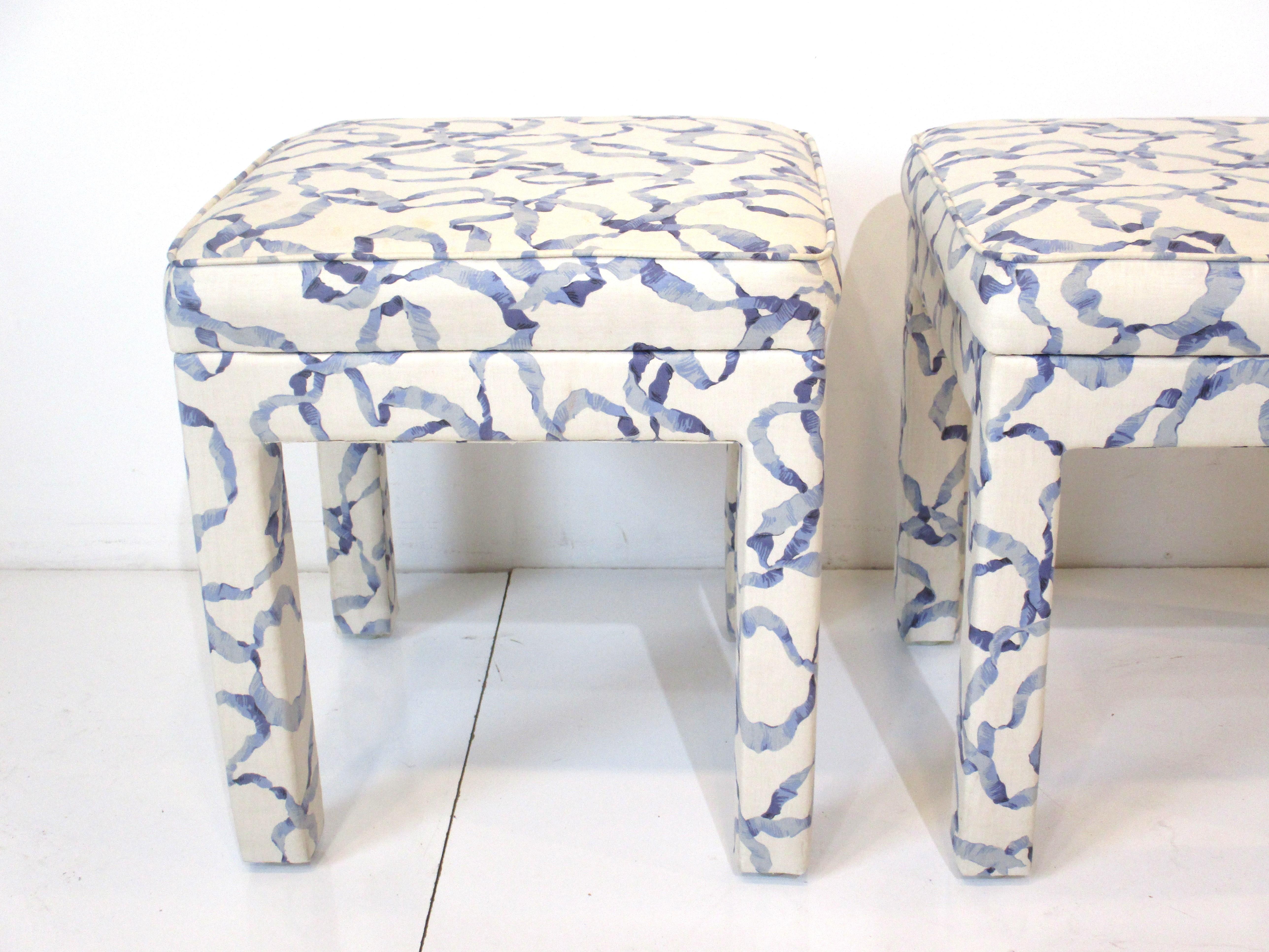 Mid-Century Upholstered Stools in the Style of Henredon In Good Condition For Sale In Cincinnati, OH