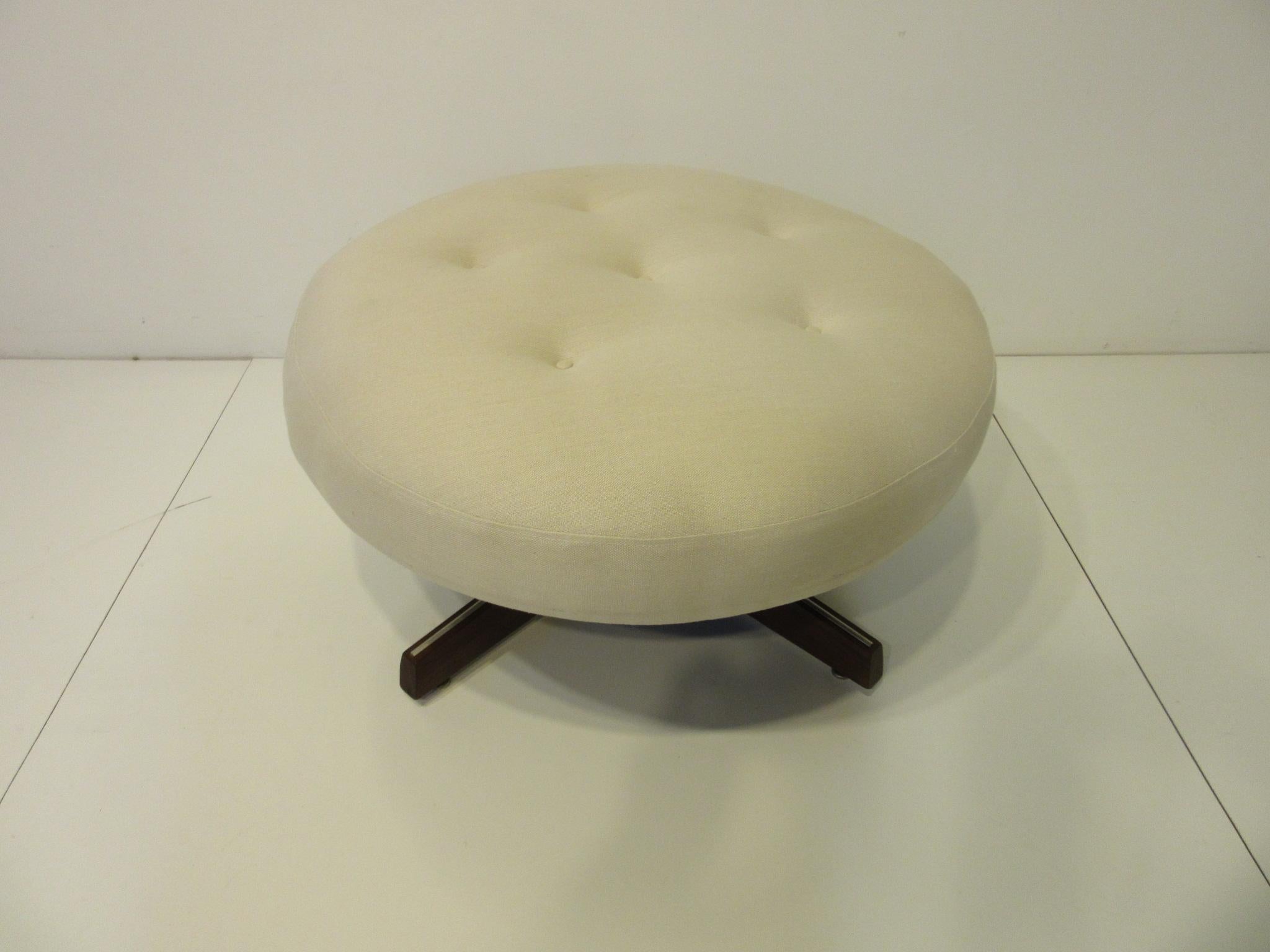 Upholstery Midcentury Upholstered Swiveling Ottoman in the Style of Dunbar