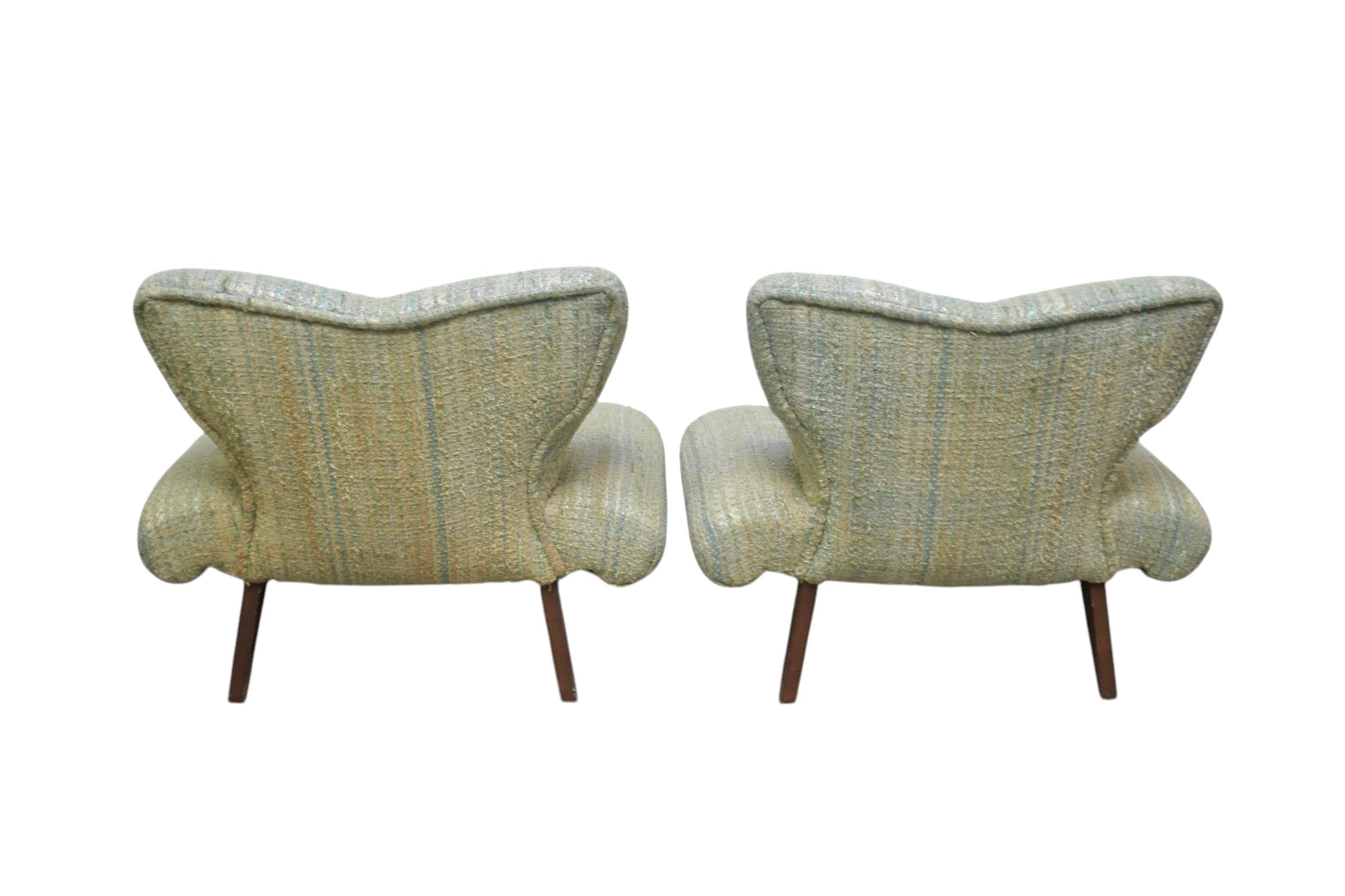Mid-Century Upholstered Tweed Slipper Chairs, A Pair im Zustand „Gut“ im Angebot in Bradenton, FL