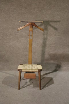 Silla Valet de mediados de siglo by Amcrest