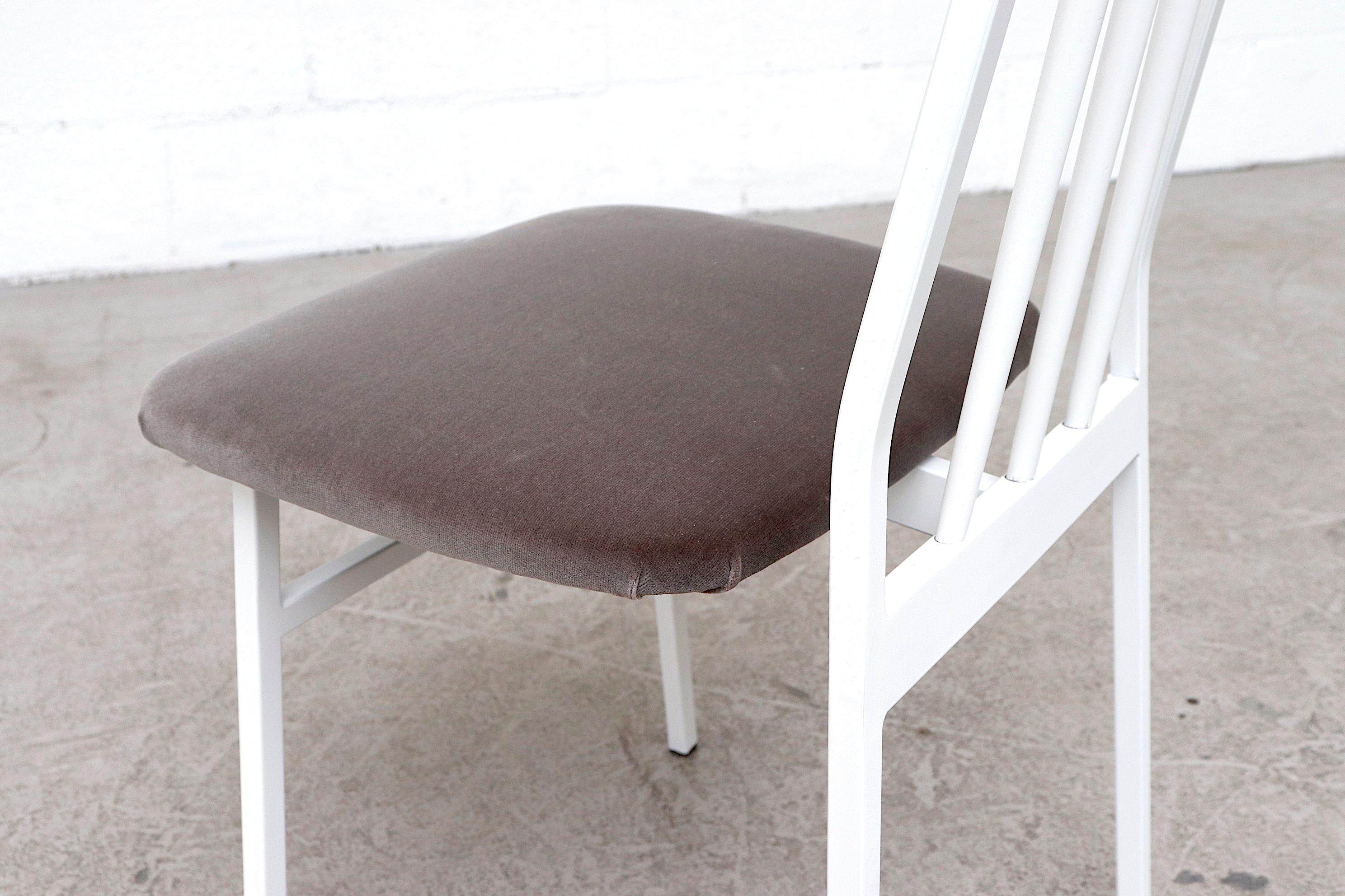 Mid-Century Valet or Butlers Chair in White Painted Wood with Gray Velvet Seat For Sale 4