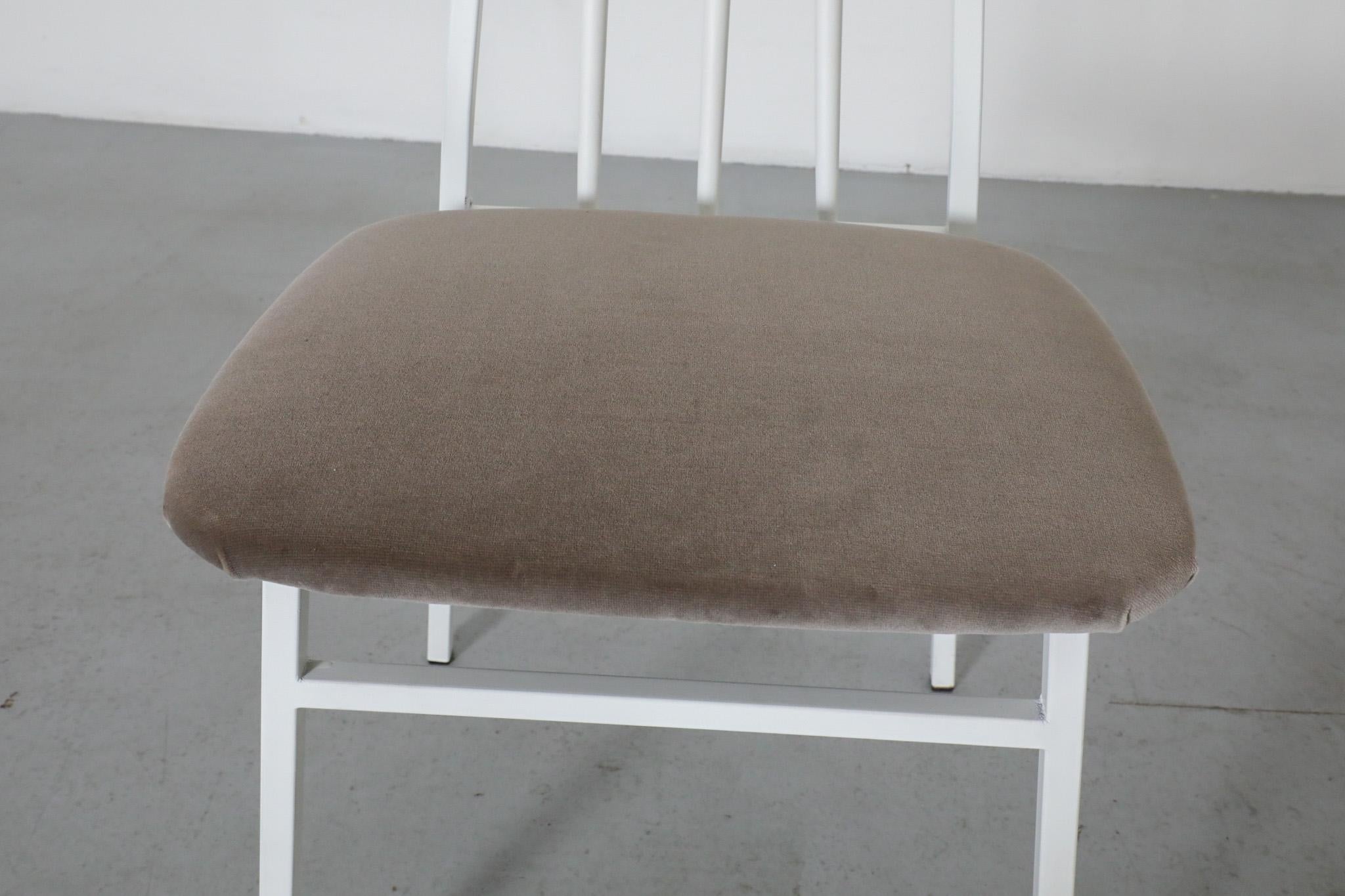 Mid-Century Valet or Butlers Chair in White Painted Wood with Gray Velvet Seat For Sale 12
