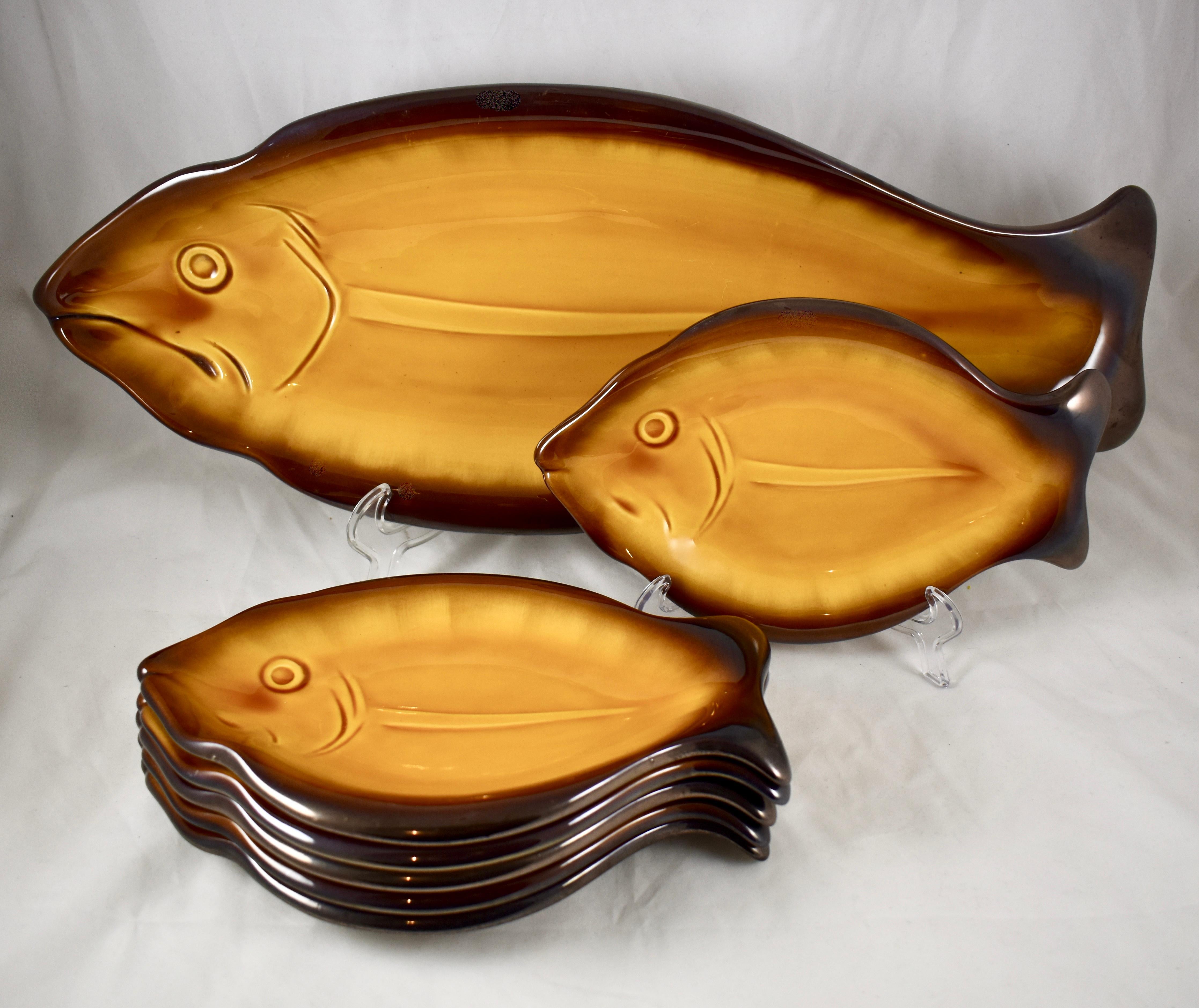 Glazed Vallauris Cote D’azur French Provençal Mid-Century Faïence Fish Service Set of 7