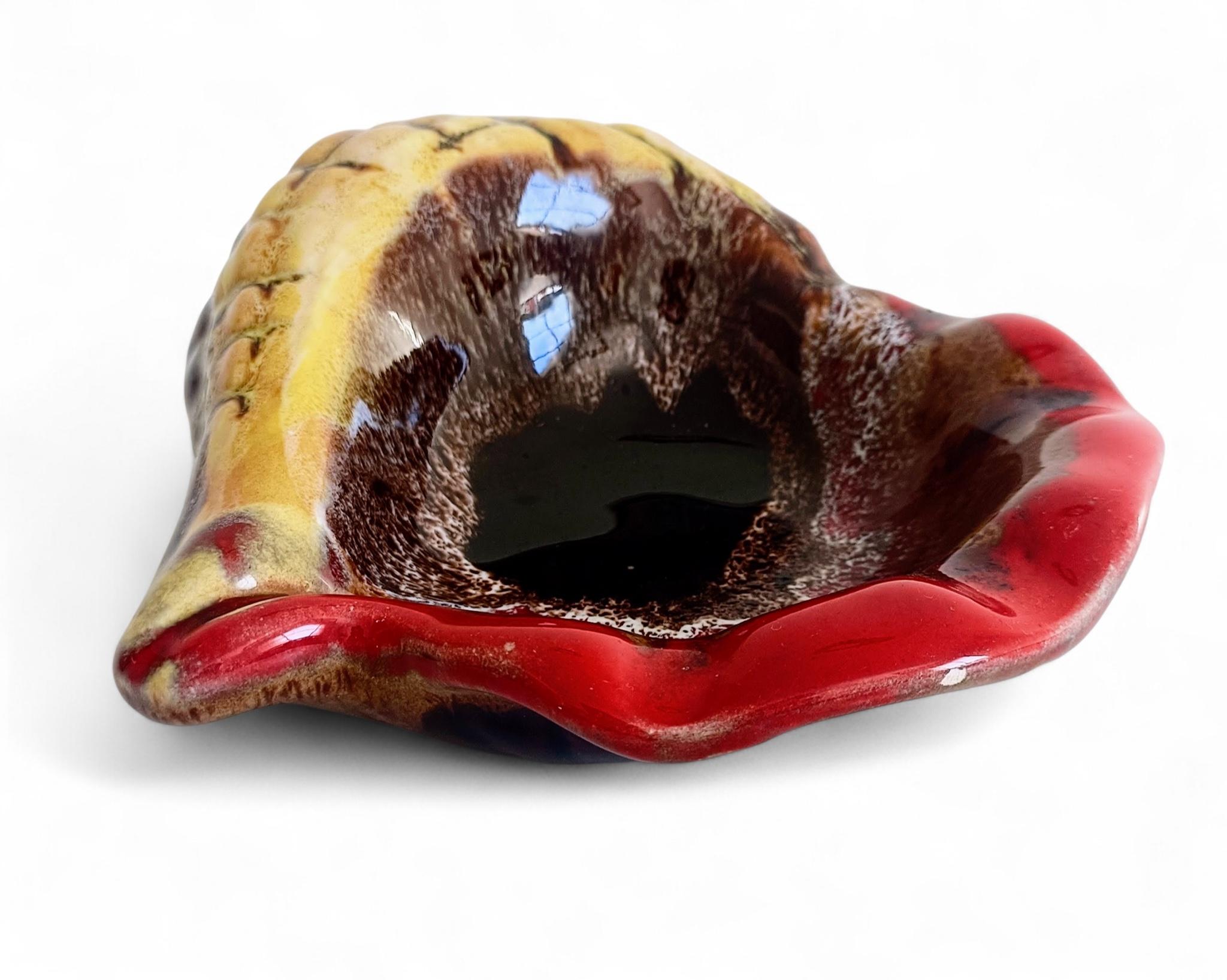 Mid-Century Vallauris “Sea Shell” Vide-Poche / Catchall, France, 1950s For Sale 3