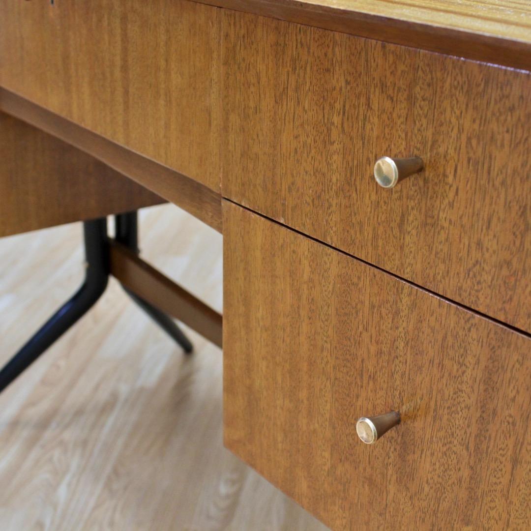 Legno Vanity Mid Century di Wrighton Furniture in vendita