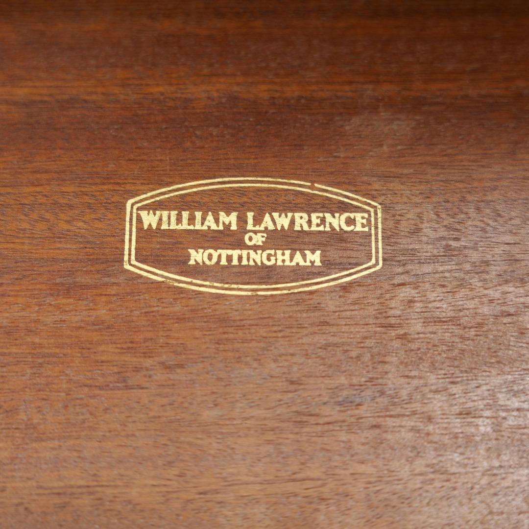 Table de toilette du milieu du siècle par William Lawrence of Nottingham en vente 1