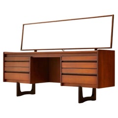 Vanity moderni di metà secolo