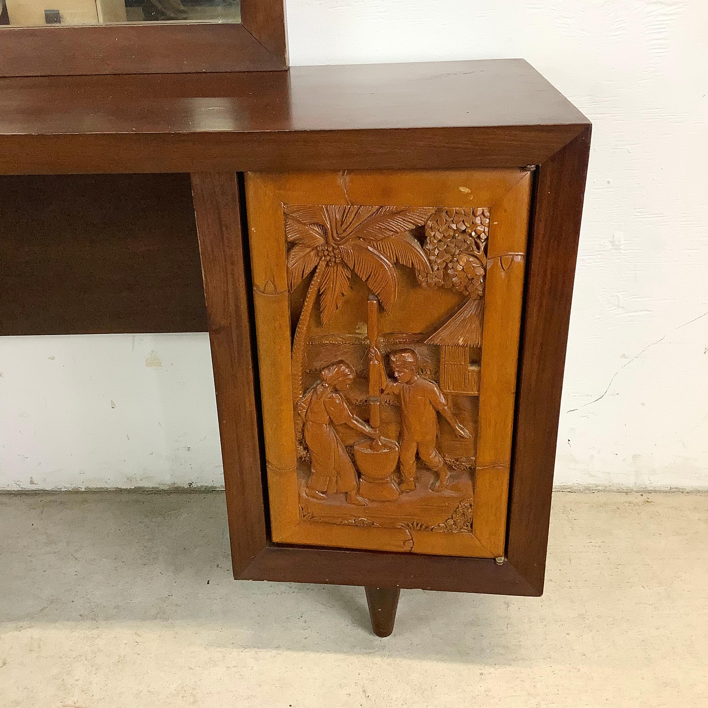 Mid-Century Vanity Table With Dressing Mirror & Stool In Fair Condition In Trenton, NJ