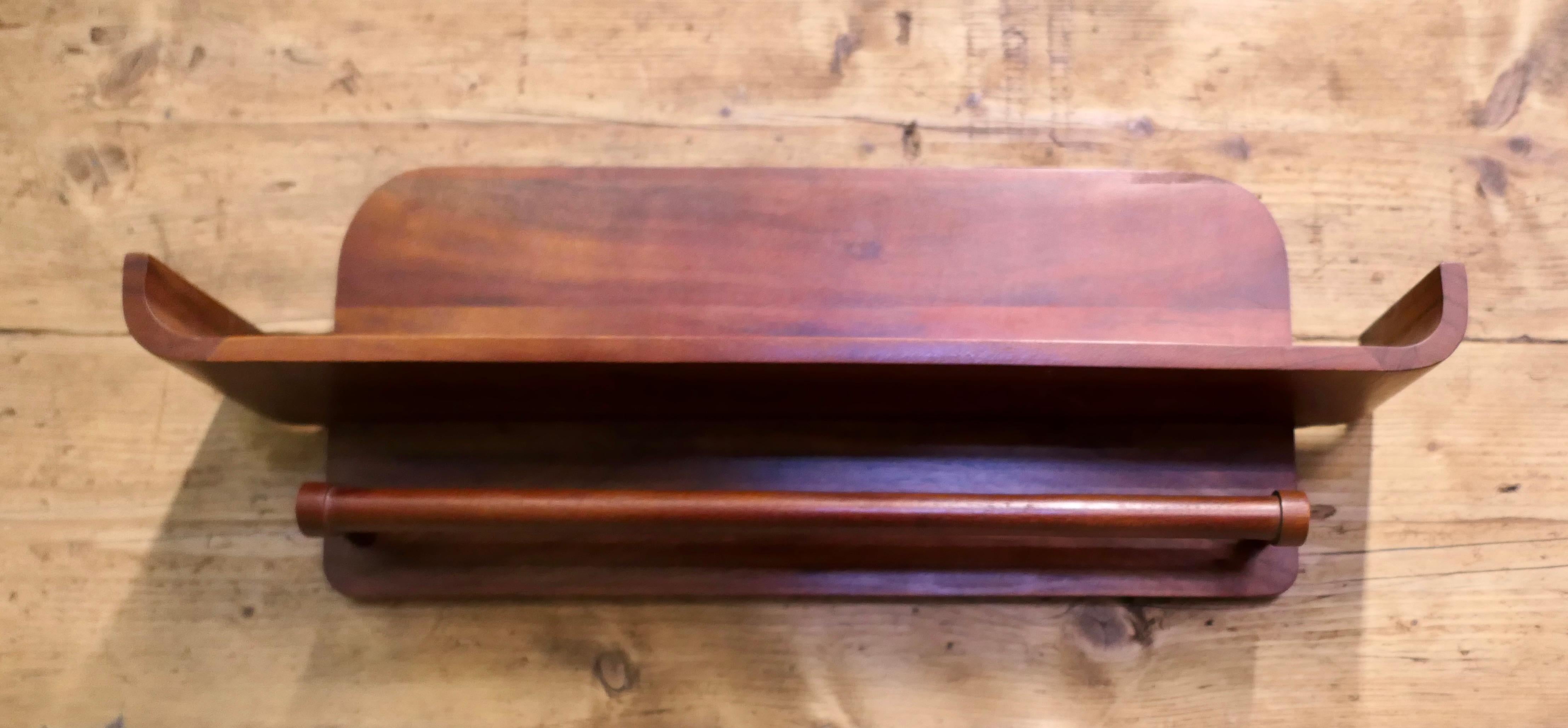Mid Century Vanity Wall Shelf with Rail  A very stylish and useful piece In Good Condition In Godshill, Isle of Wight