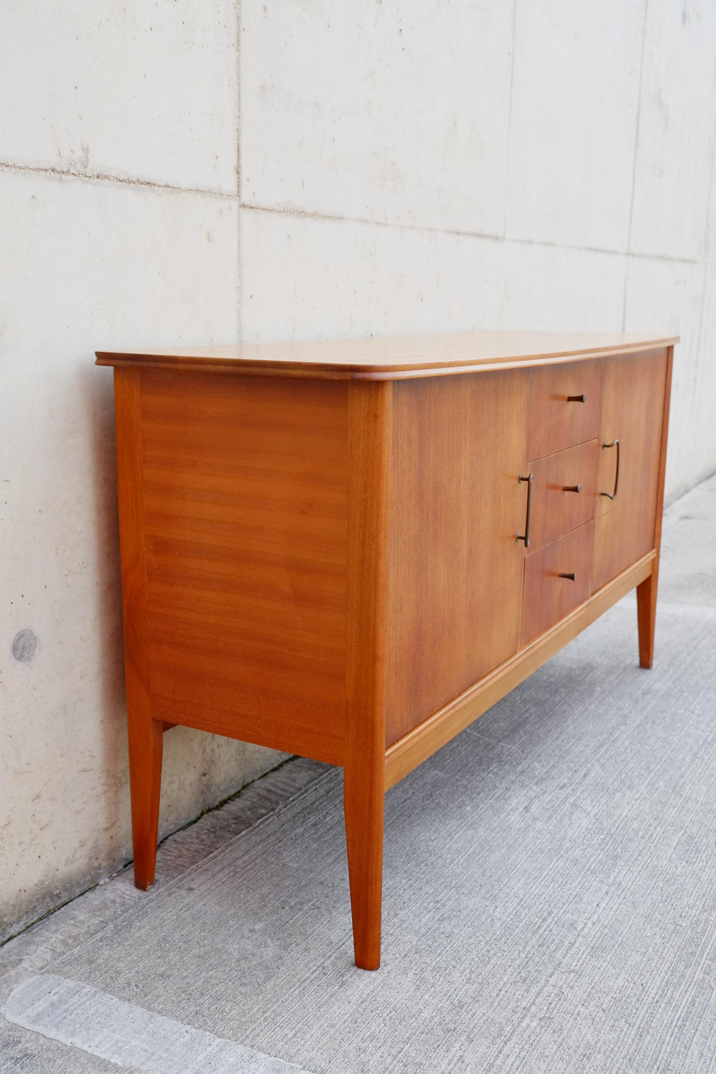 MId Century Vanson Sideboard Credenza England c1960 For Sale 7