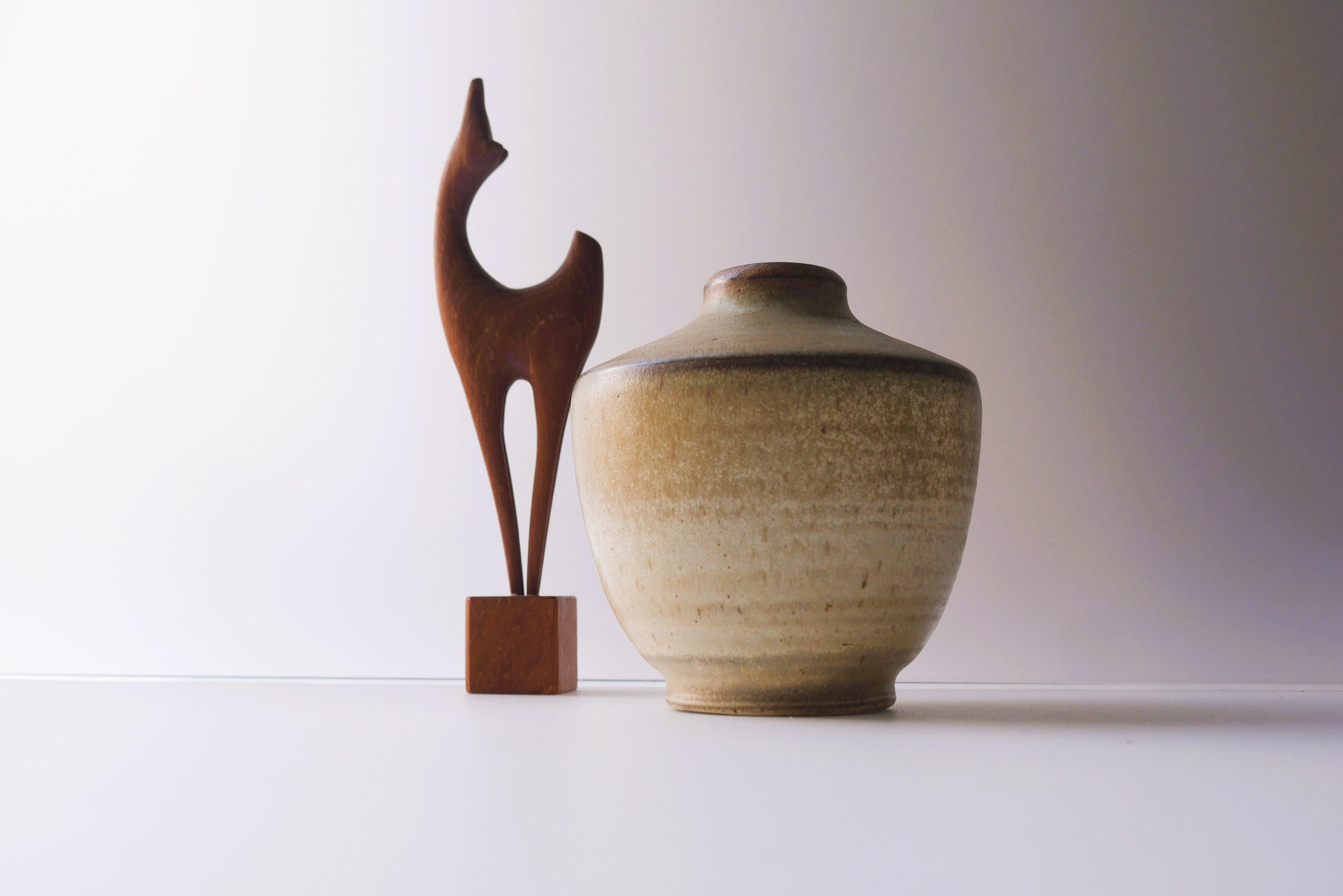 Ceramic Mid-century vase by Arthur Andersson for Wallåkra, Sweden. For Sale