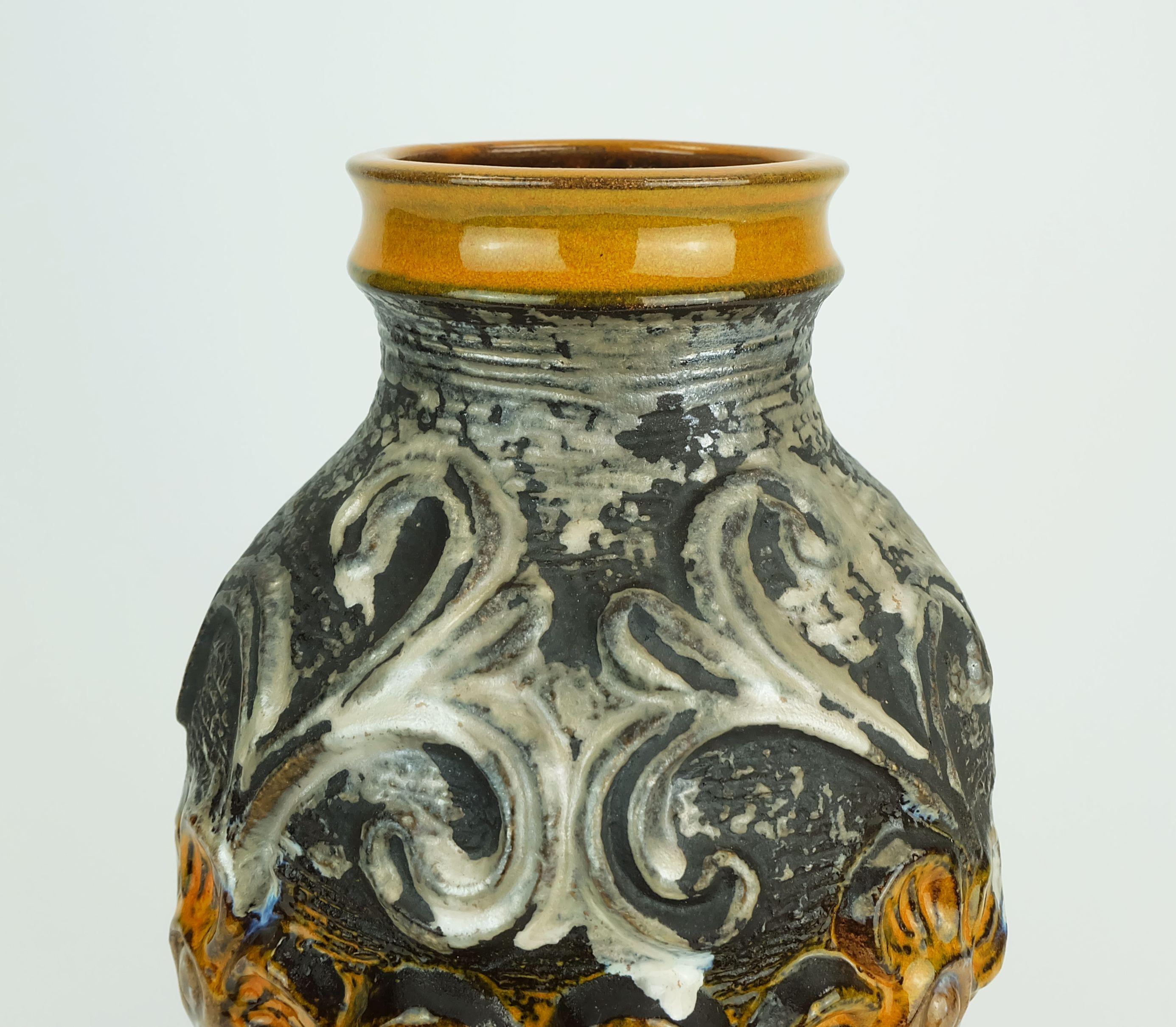 Vaso della metà del secolo carstens modello 7161-30 fiore a rilievo In condizioni buone in vendita a Mannheim, DE