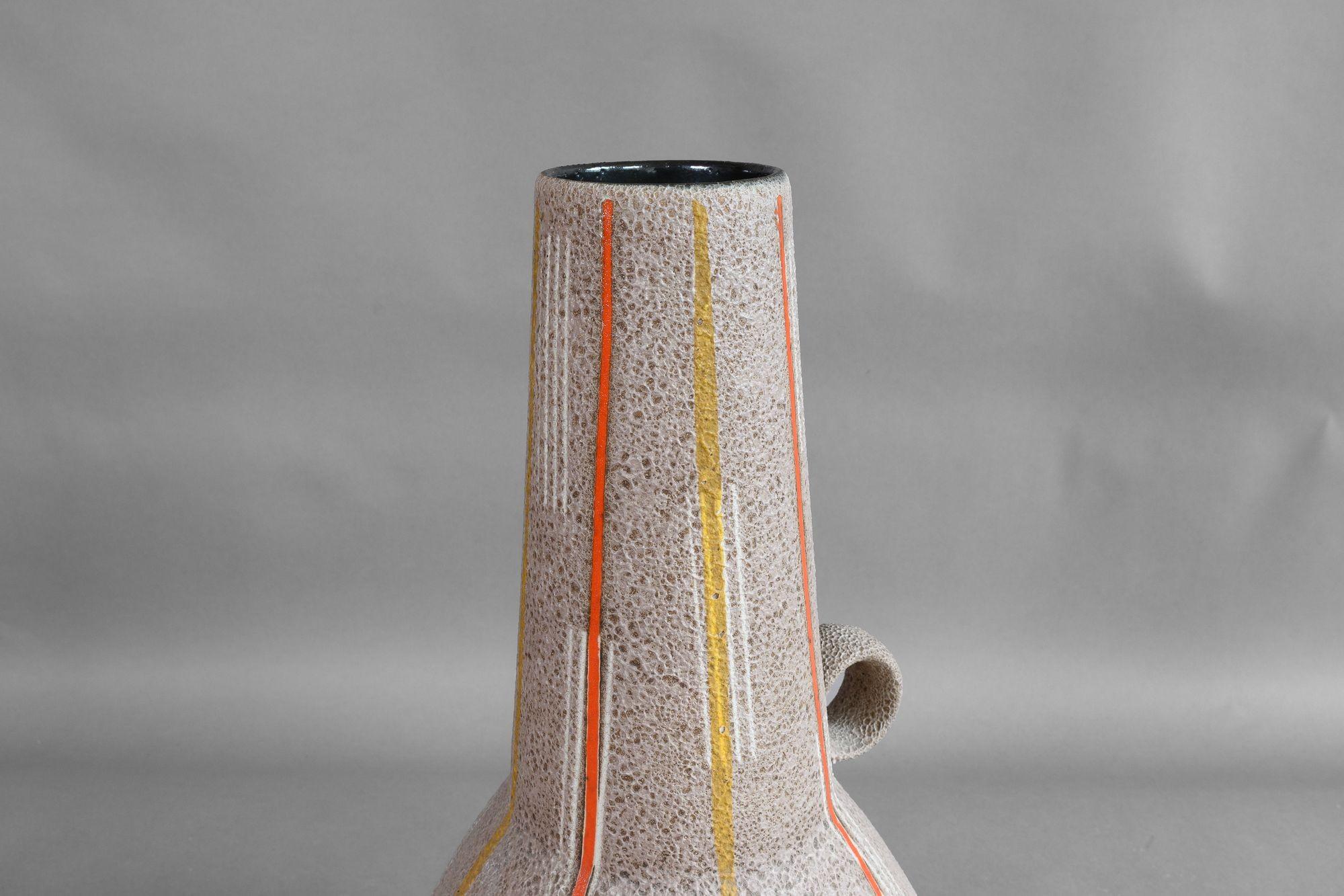Vase aus der Jahrhundertmitte (Deutsch) im Angebot