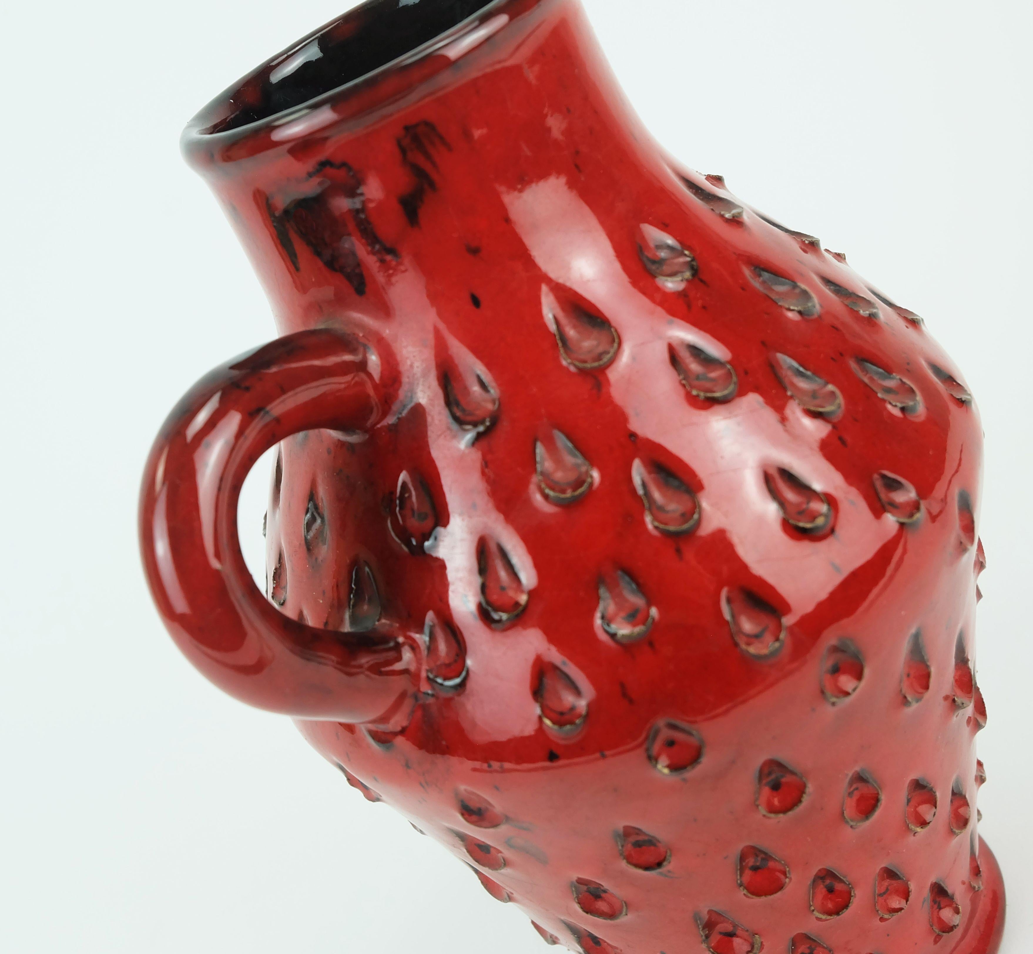 Metà XX secolo VASO metà secolo Fratelli Fanciullacci fragola sgraffito 1960s 1970s in vendita