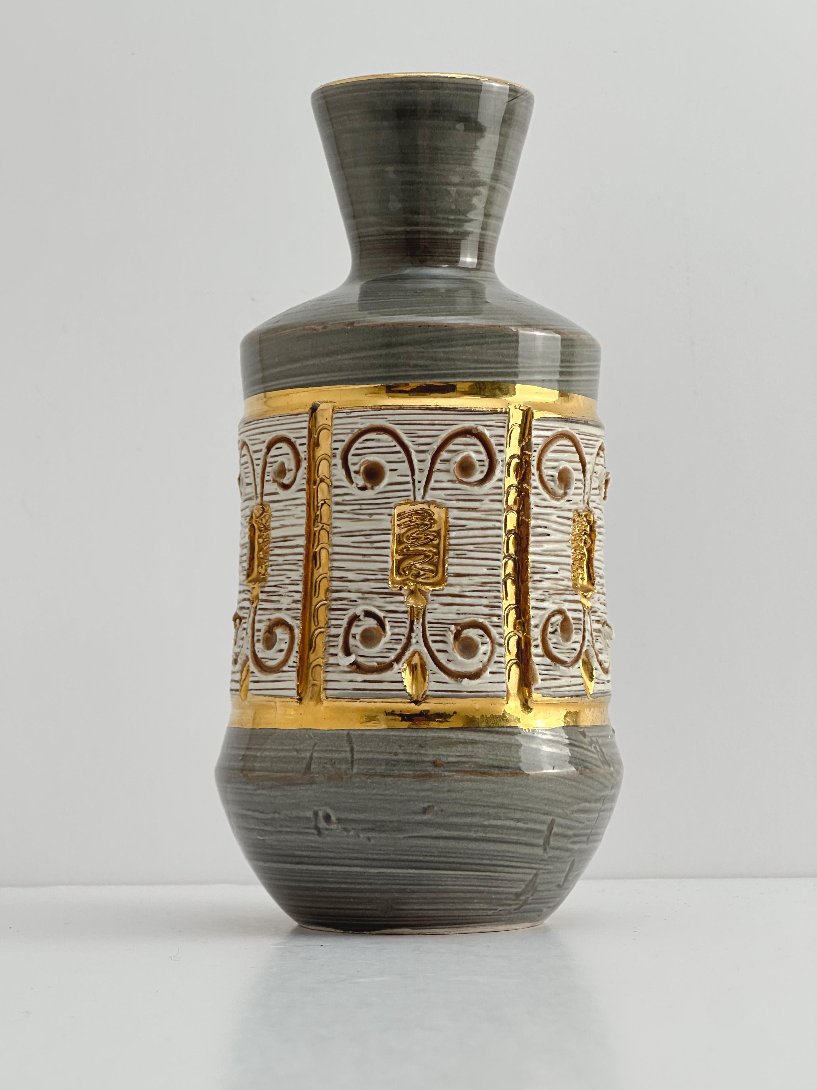 Ceramica Fratelli Fanciullacci Piccolo vaso in ceramica sgraffita grigia e oro, anni '50 Italia in vendita