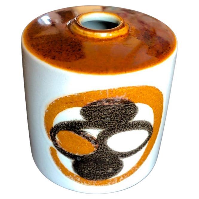 Vase oder Tintentopf aus der Mitte des Jahrhunderts in Ocker von Ellen Malmer, Dänische Fayence im Angebot