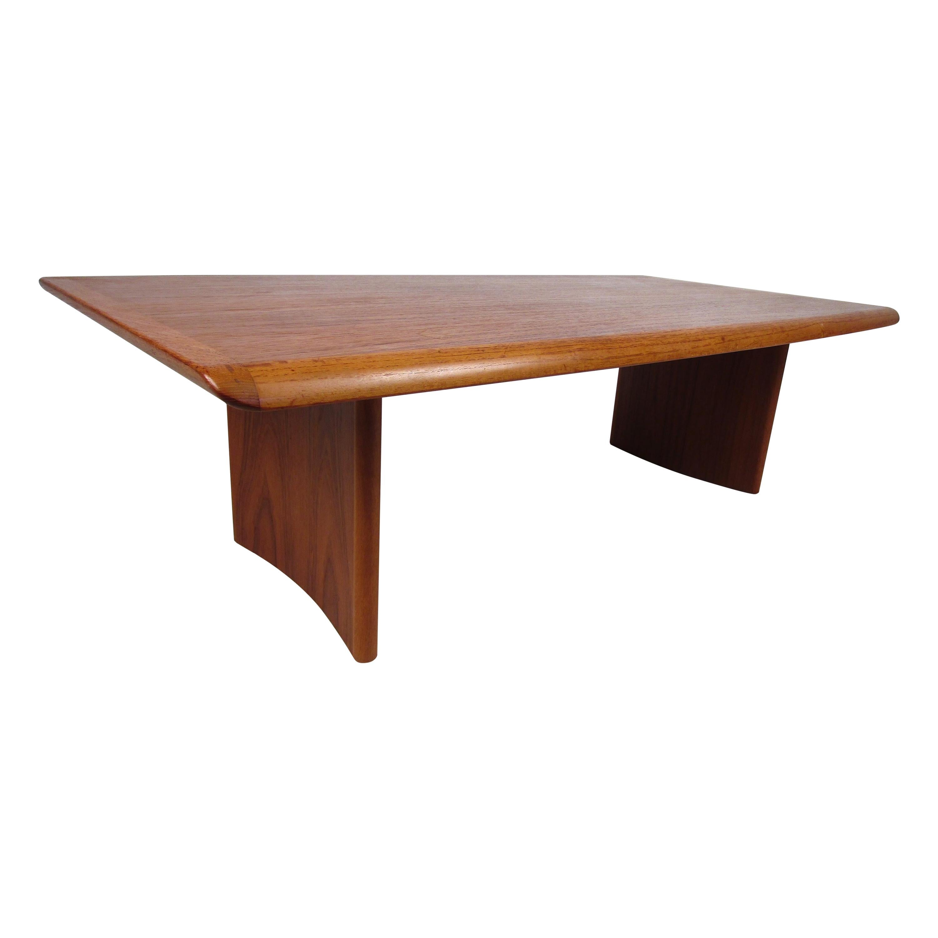 Midcentury Vejle Stole Møbelfabrik Danish Modern Teak Coffee Table