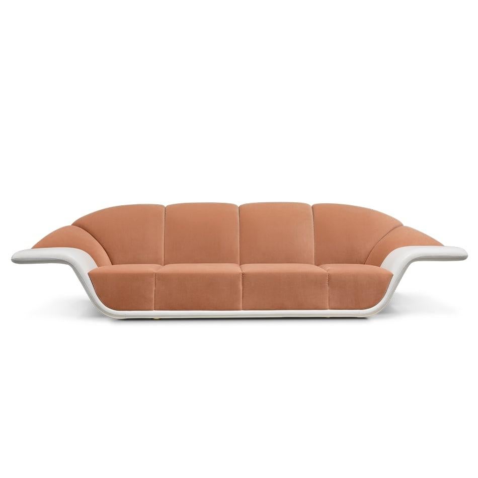 This ice cream sandwich-like sofa is the epitome of modern and contemporary design with its curvy lines that are, both trendy and stunning. Built with
high-quality fabrics that will stand the test of time, this luxury design piece
is extremely