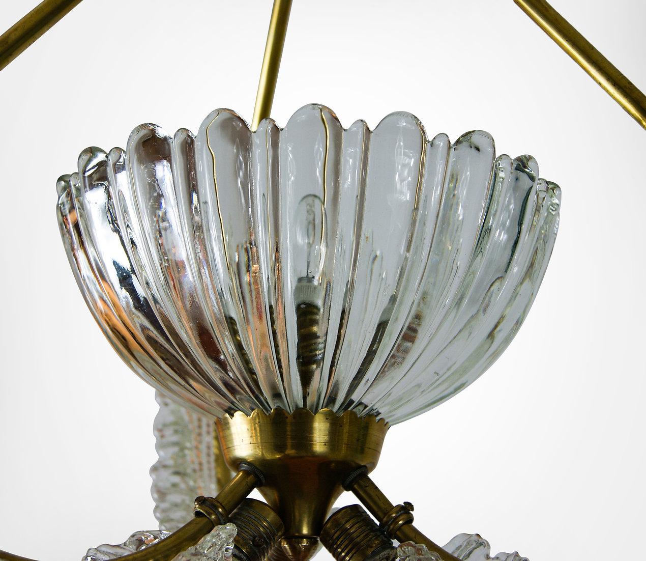 Mid-Century Modern Mid-Century Venetian Glass Suspension Chandelier Barovier e Toso Attr.