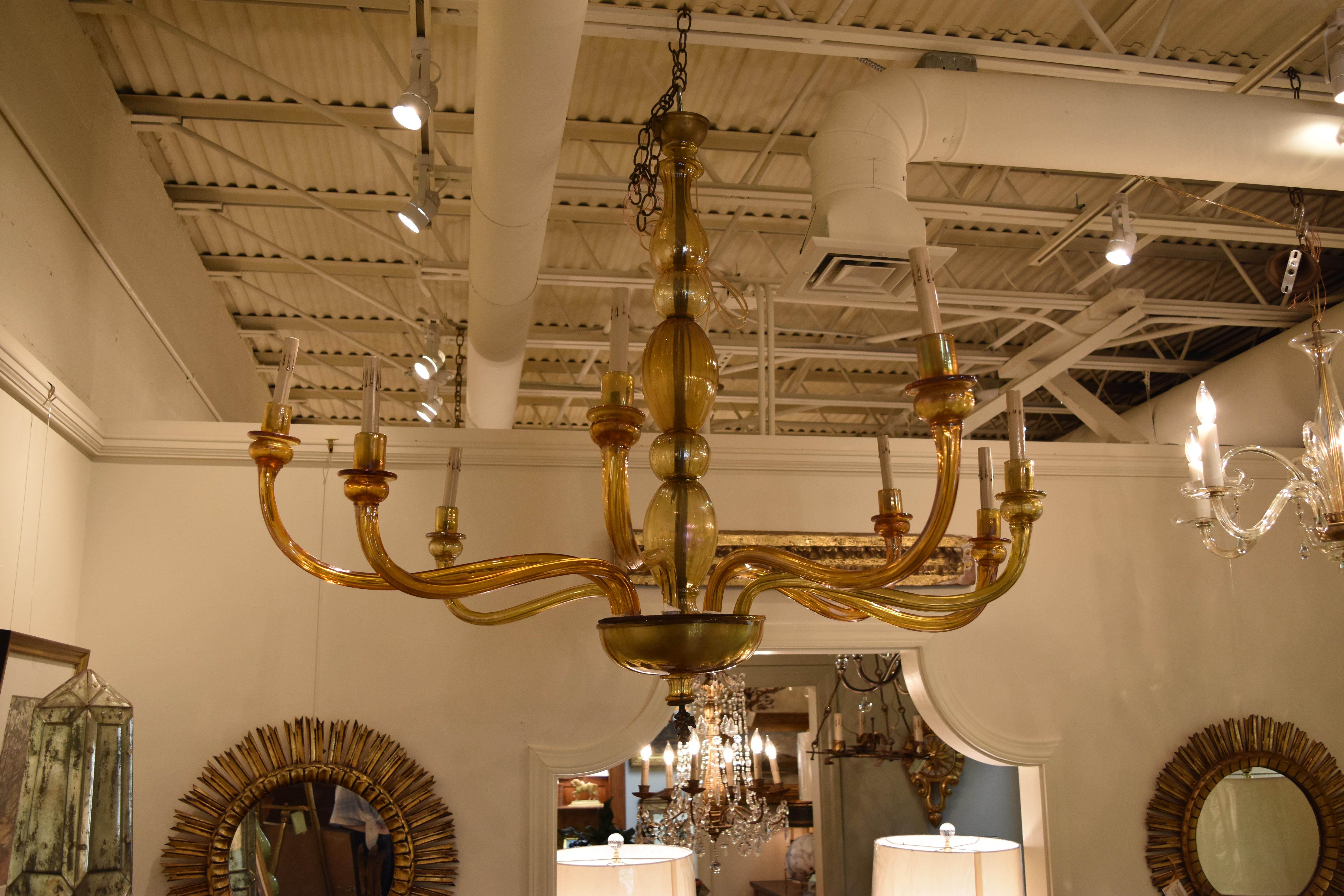 Hand-Crafted Midcentury Venetian Murano Glass Chandelier For Sale