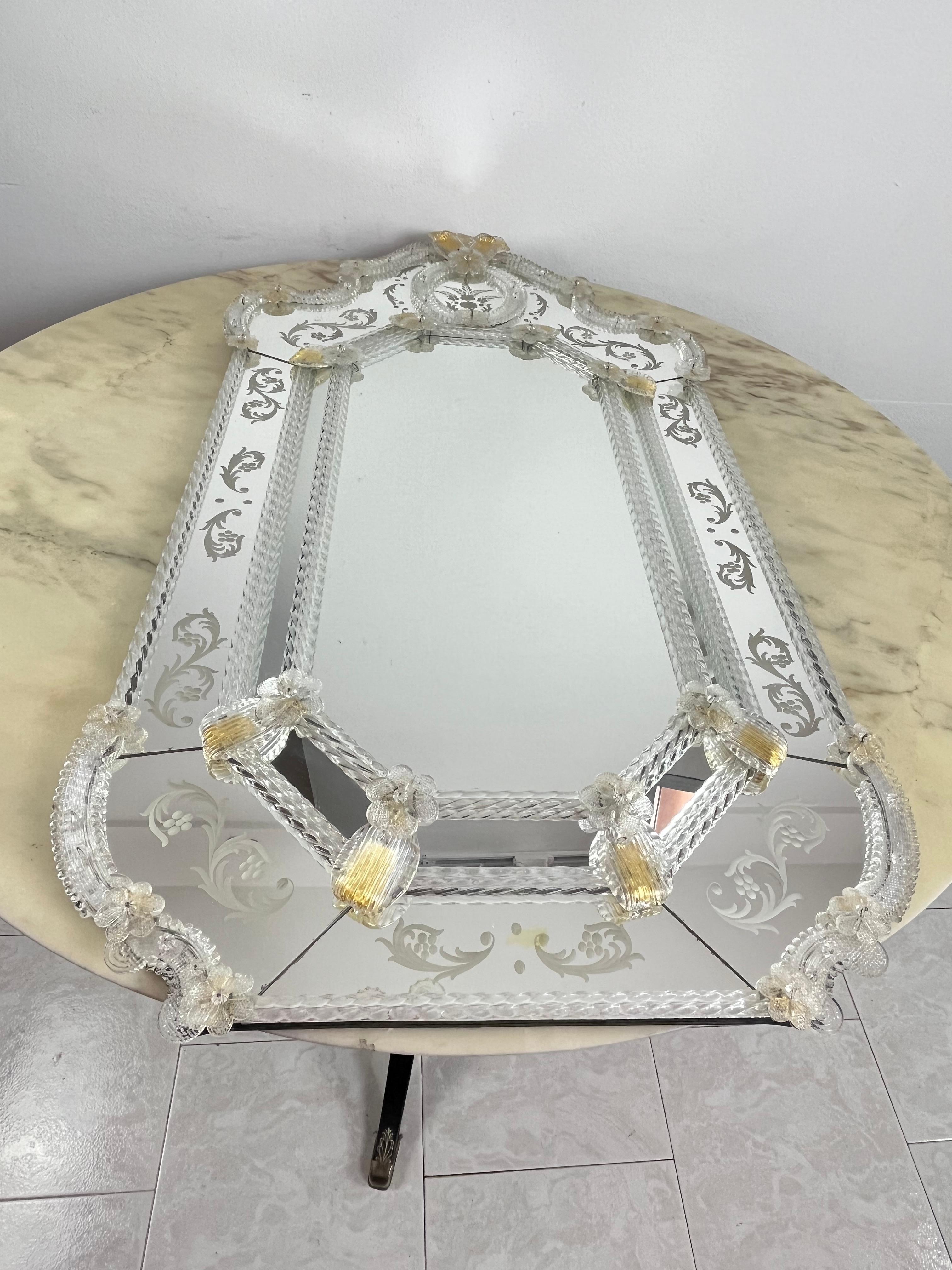 Mid-Century Venetian Murano Glass Mirror Attributed to Ercole Barovier 1960s For Sale 5