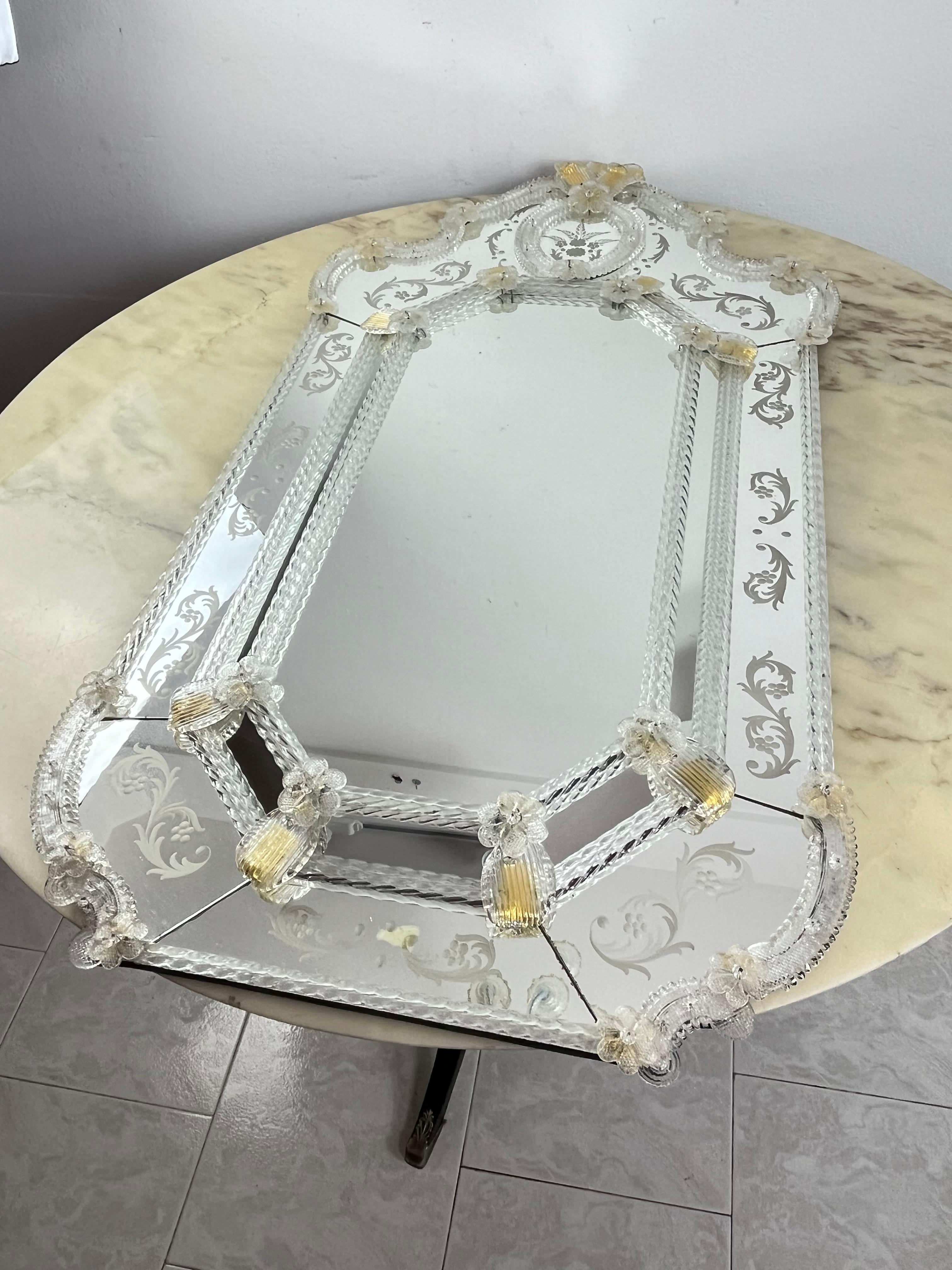 Mid-Century Venetian Murano Glass Mirror Attributed to Ercole Barovier 1960s For Sale 1