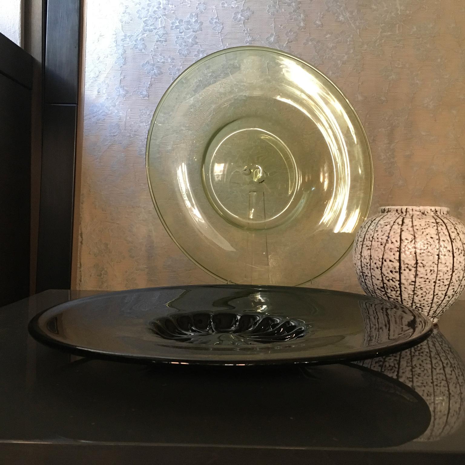 italien 1960 Venezia Italy Mid-Century Murano Blown Glass Black Bowl (bol noir en verre soufflé) en vente