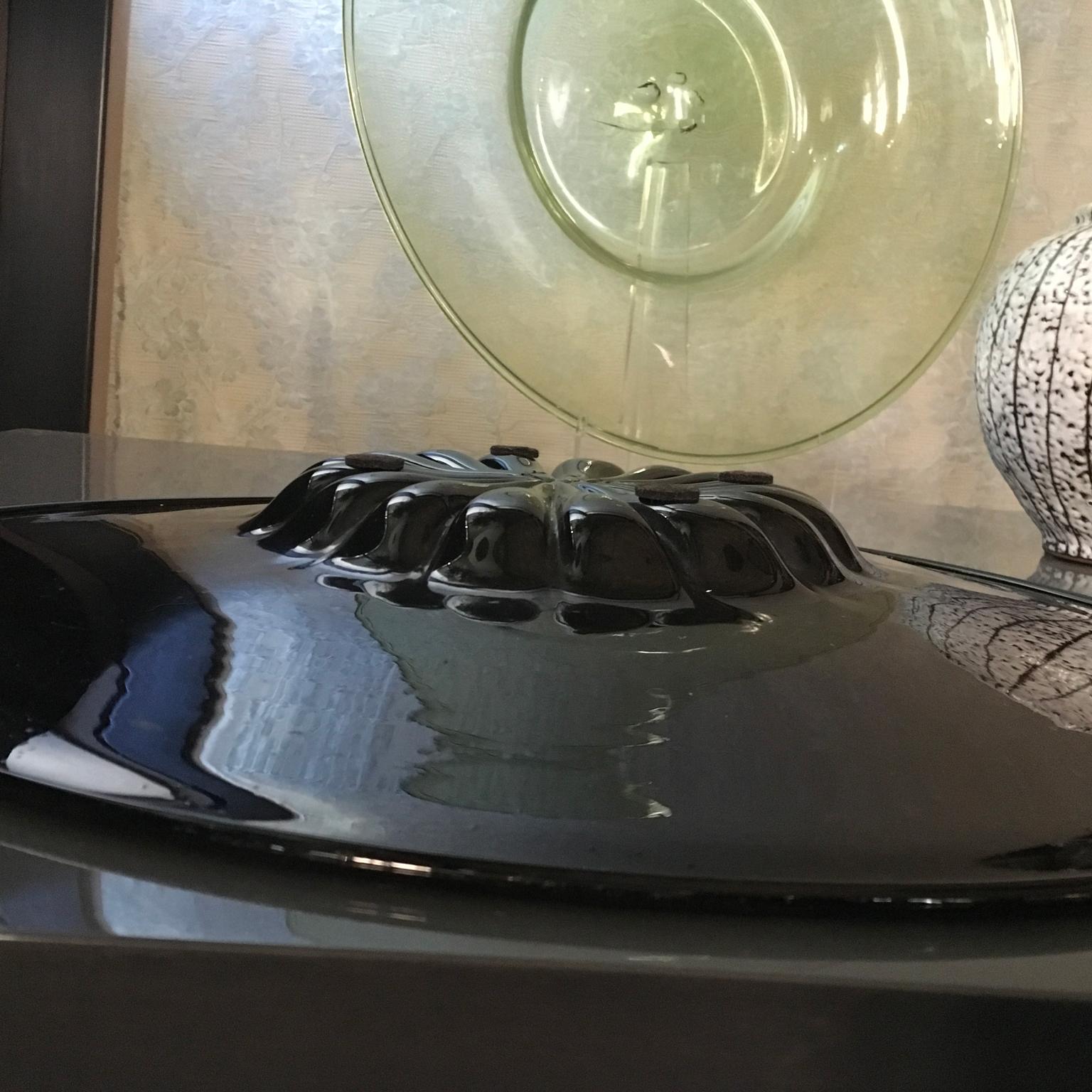 1960 Venezia Italy Mid-Century Murano Blown Glass Black Bowl (bol noir en verre soufflé) Bon état - En vente à Brescia, IT