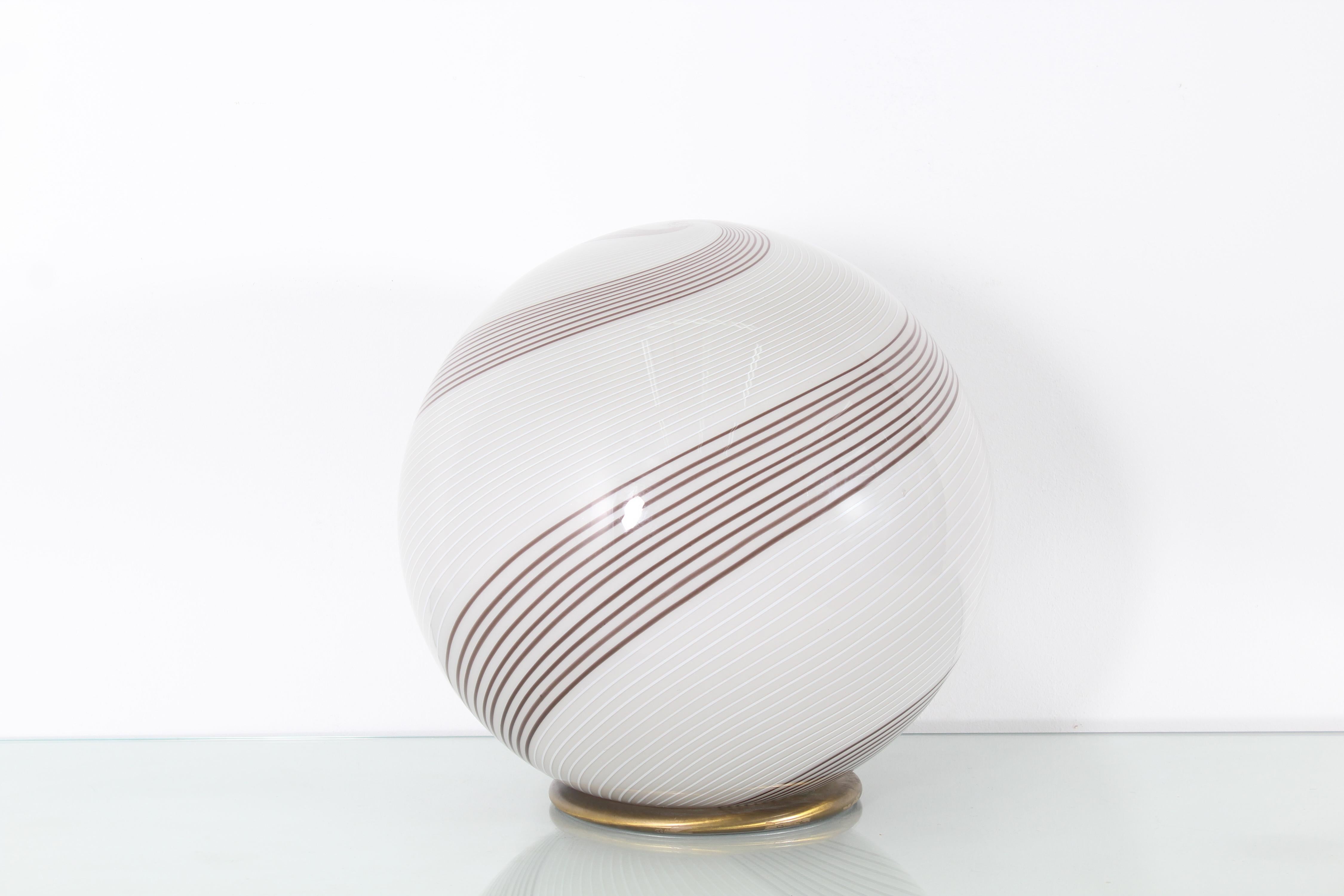 Late 20th Century Mid-Century Venini Globe Murano Glass Table Lamp Italy, 70s