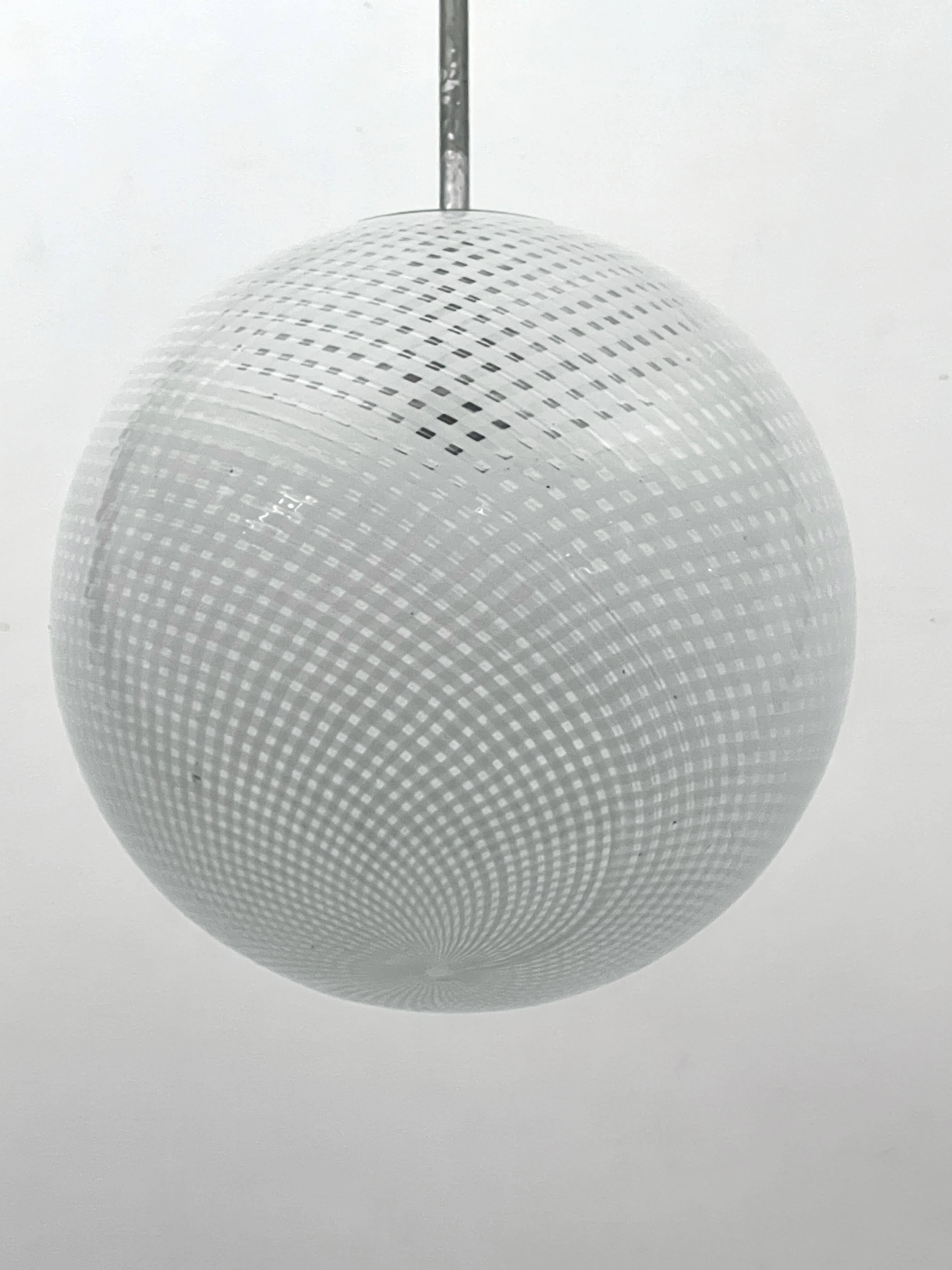 Mid-Century Modern Mid-Century Venini Reticello sphere pendant. Italy 1950s For Sale