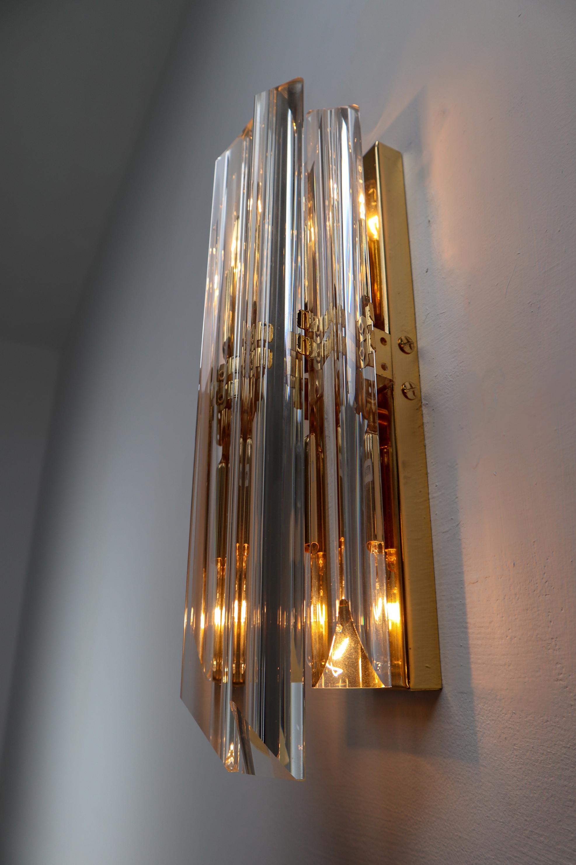 Mid-Century Venini Style Murano Glass and Gilt Brass Sconces, Italy 1960s 4