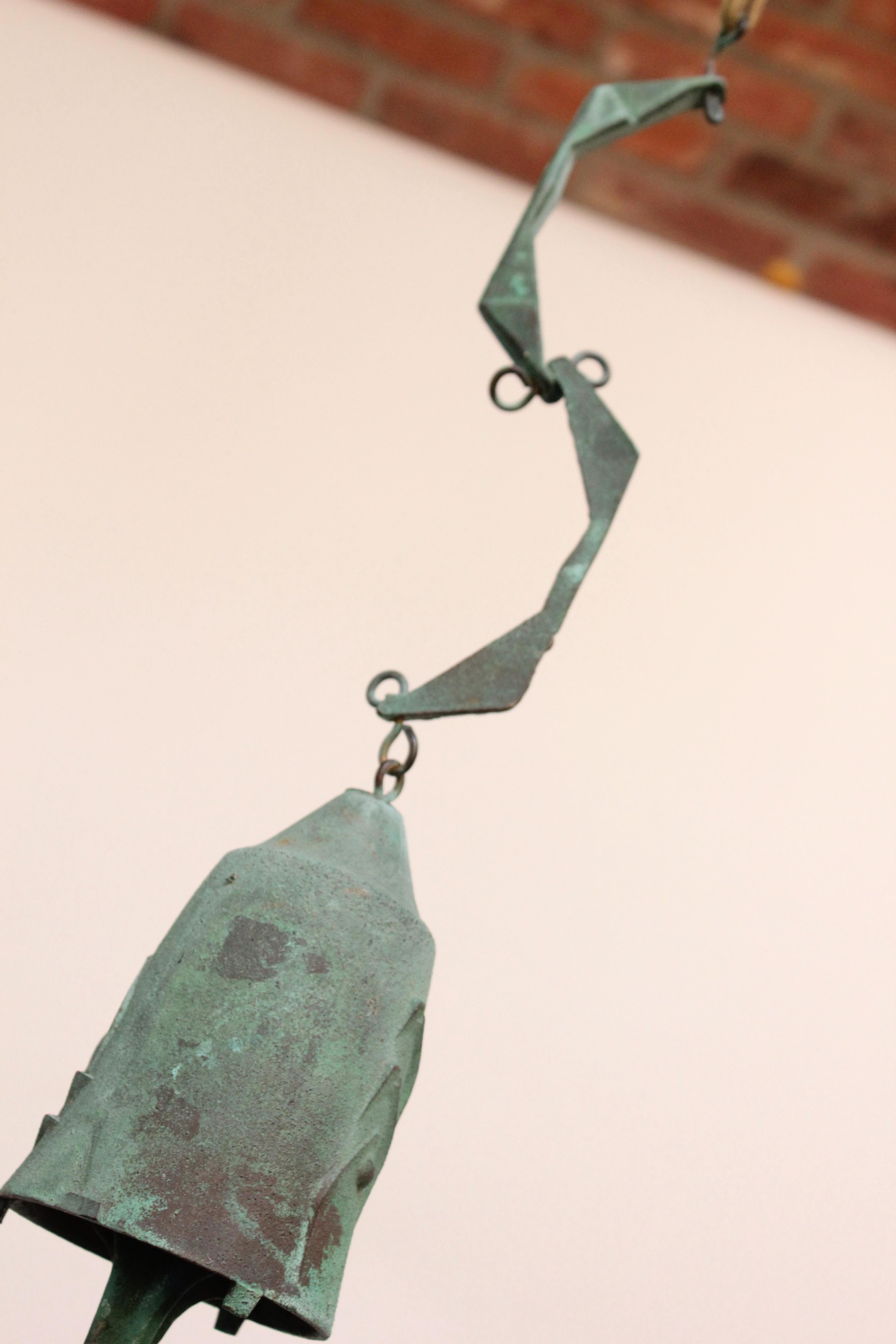 Mid-Century Verdigris Bronze Bell / Wind Chime by Paolo Soleri for Arconsanti In Good Condition In Brooklyn, NY
