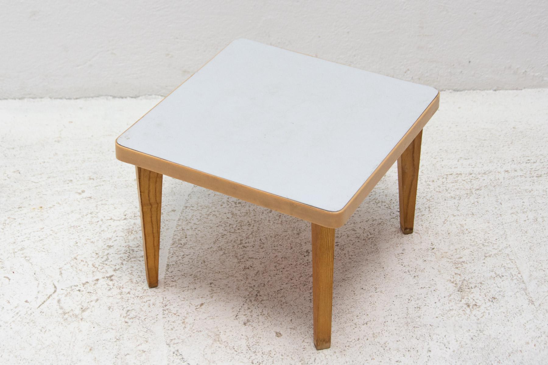 Mid-Century Modern Mid Century Very Small Side Table, 1960´s, Czechoslovakia For Sale