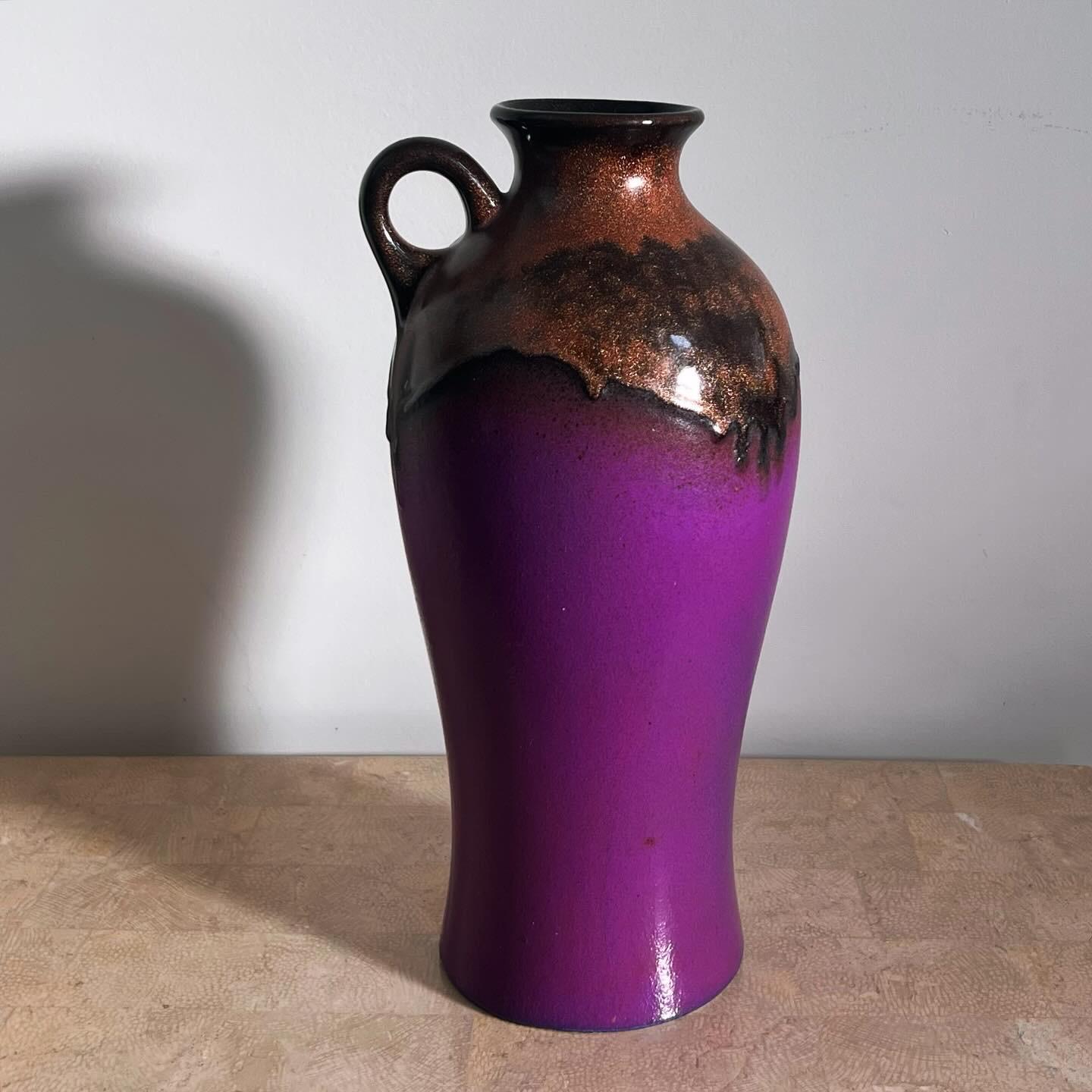 Allemand Vase du milieu du siècle par Fohr Keramik, en violet profond, milieu du 20e siècle en vente