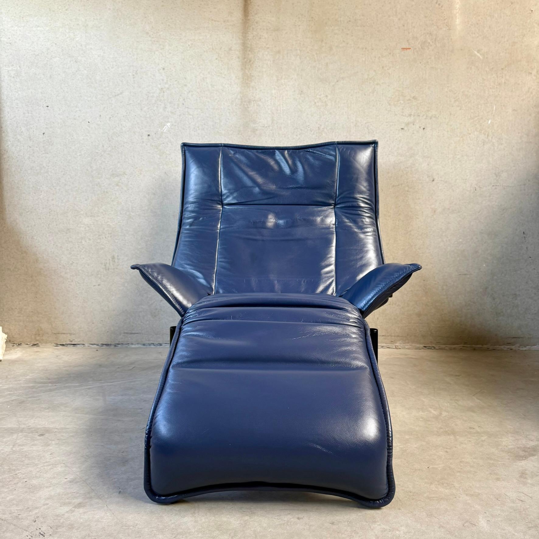 Mid-Century Vico Magistretti Lounge Chair for Cassina 
