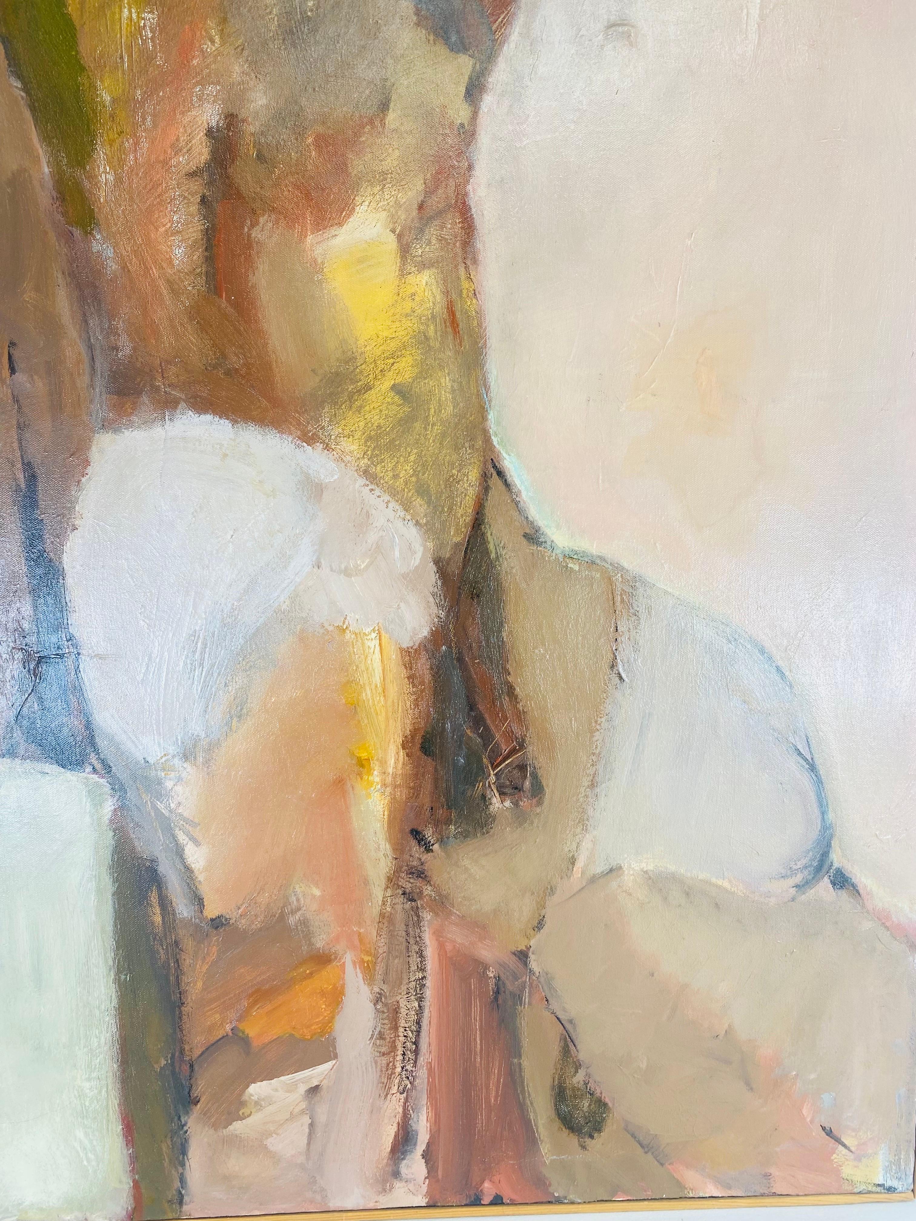 Il s'agit d'une peinture de nu masculin à l'huile sur toile datant du milieu du siècle dernier. Ce tableau présente de belles nuances d'ambre, de crème et de brun. Le tableau est présenté dans son cadre original en bois blond naturaliste. Le