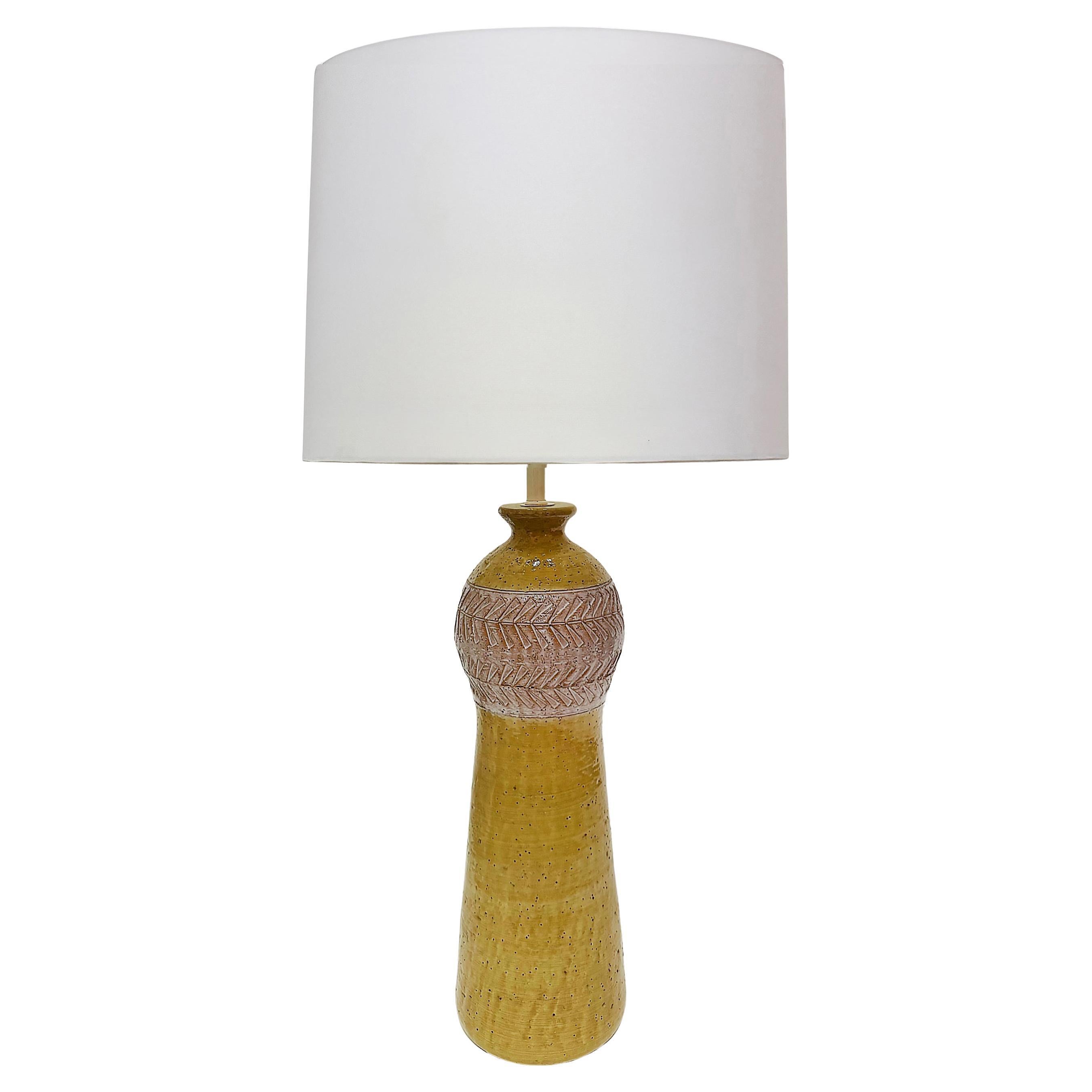 Mid-century Vintage Aldo Londi Pottery Table Lamp for Raymor Modern Lighting For Sale