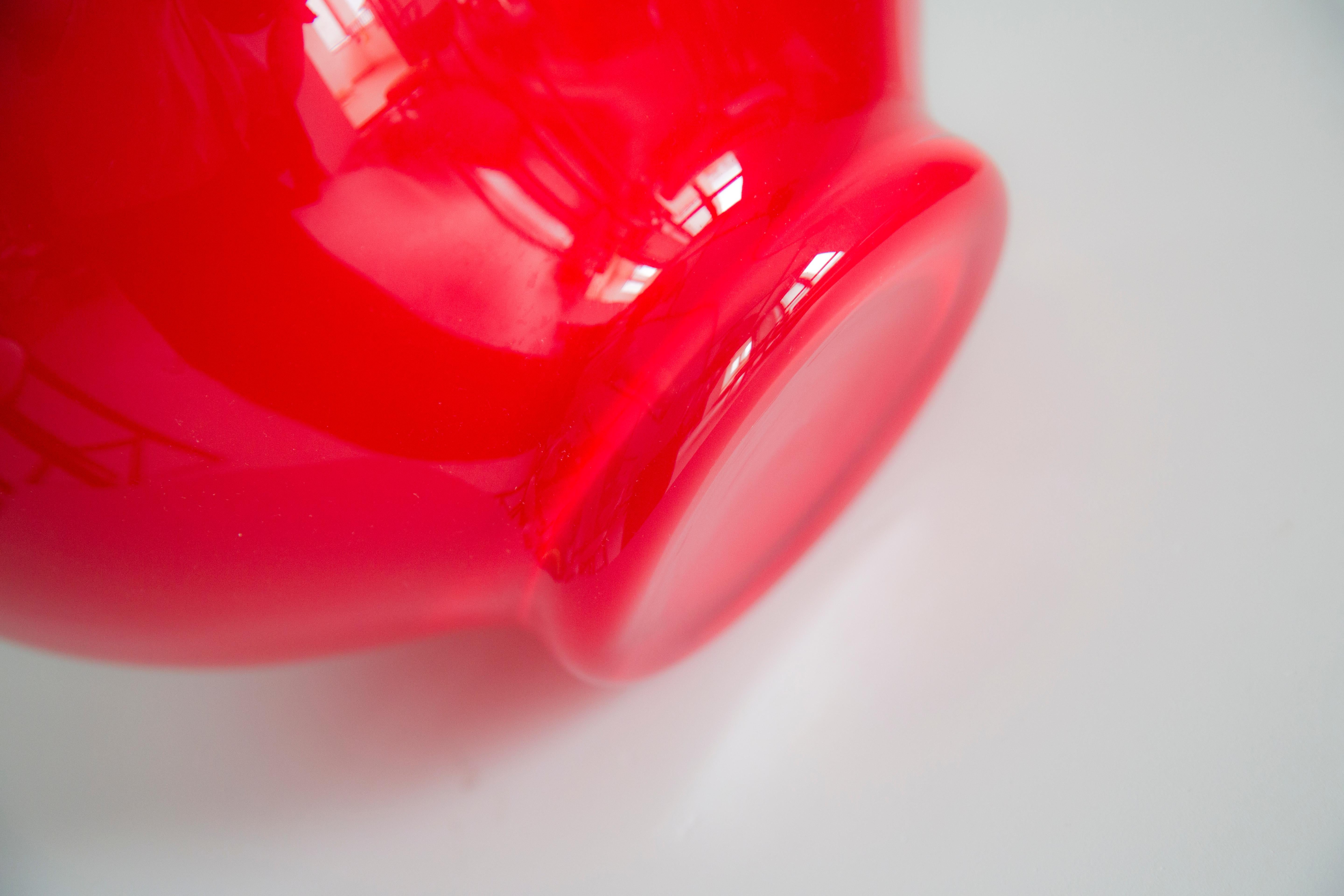 XX secolo Vaso rosso grande in vetro artistico di metà secolo, Bigli, Europa, anni '70 in vendita