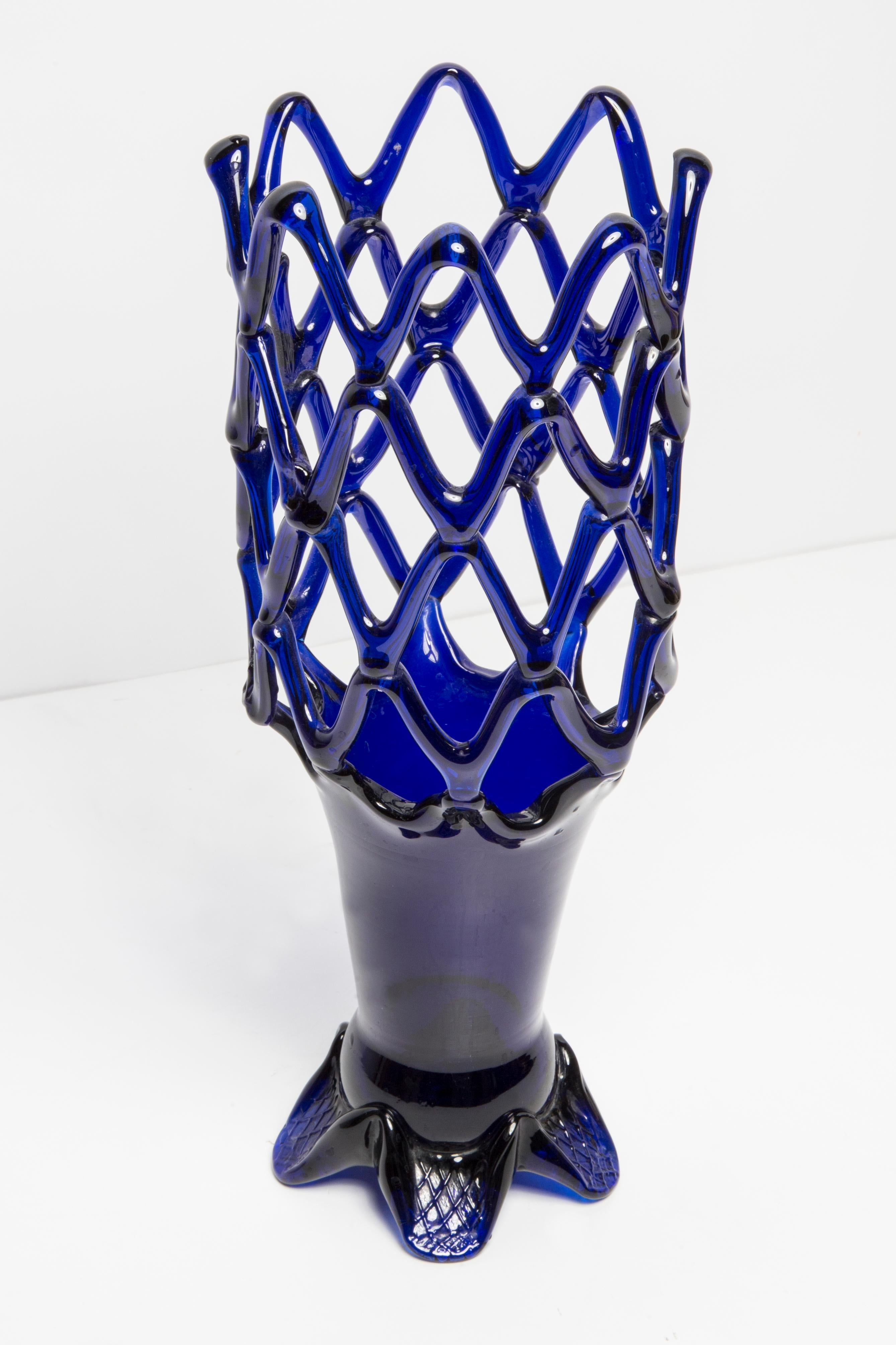 Mid Century Vintage Artistic Glass Dark Blue Navy Vase, Europe, 1970s In Excellent Condition For Sale In 05-080 Hornowek, PL