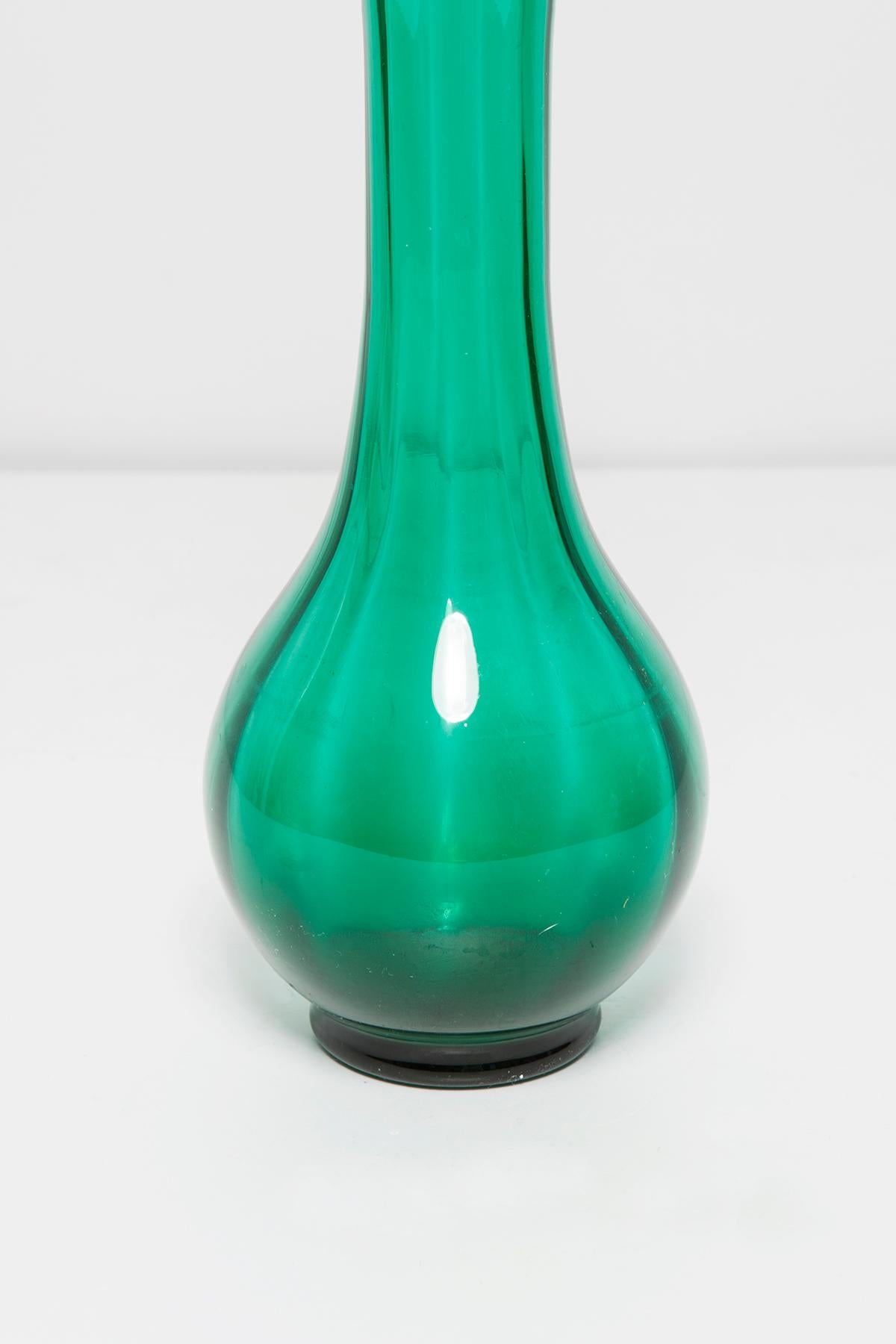 Mid Century Vintage Artistic Glass Green Vase, Europe, 1970s For Sale 2