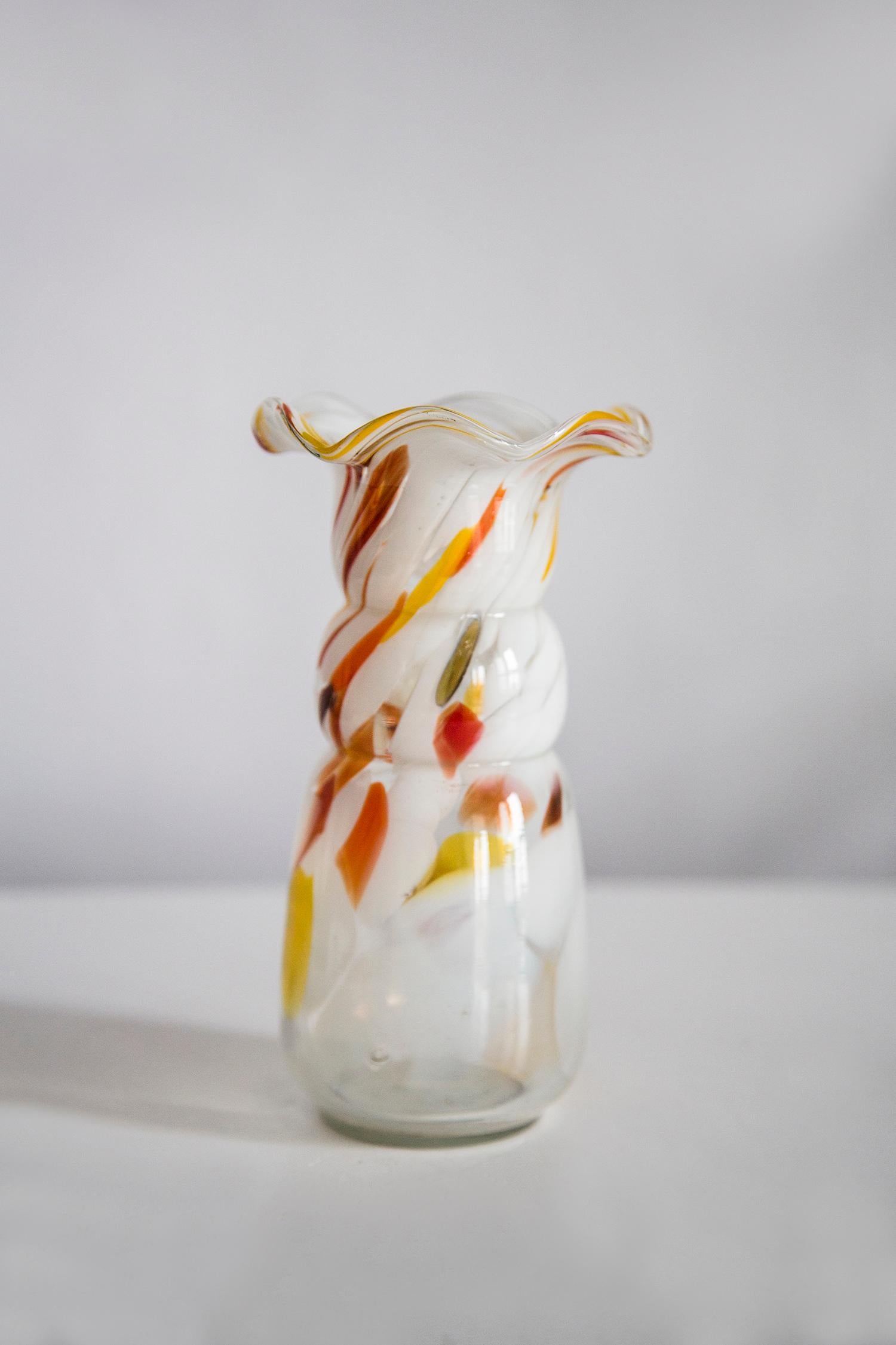 Mid Century Vintage Artistic Glass Orange and White Vase, Europe, 1970s In Good Condition For Sale In 05-080 Hornowek, PL